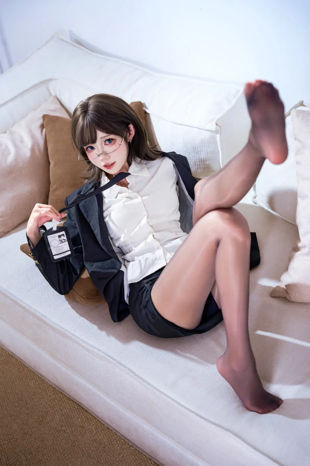 Office Lady Uniform Photoshoot: Workplace Atmosphere of Black Stockings and Suits by 璃夏w - Image 4