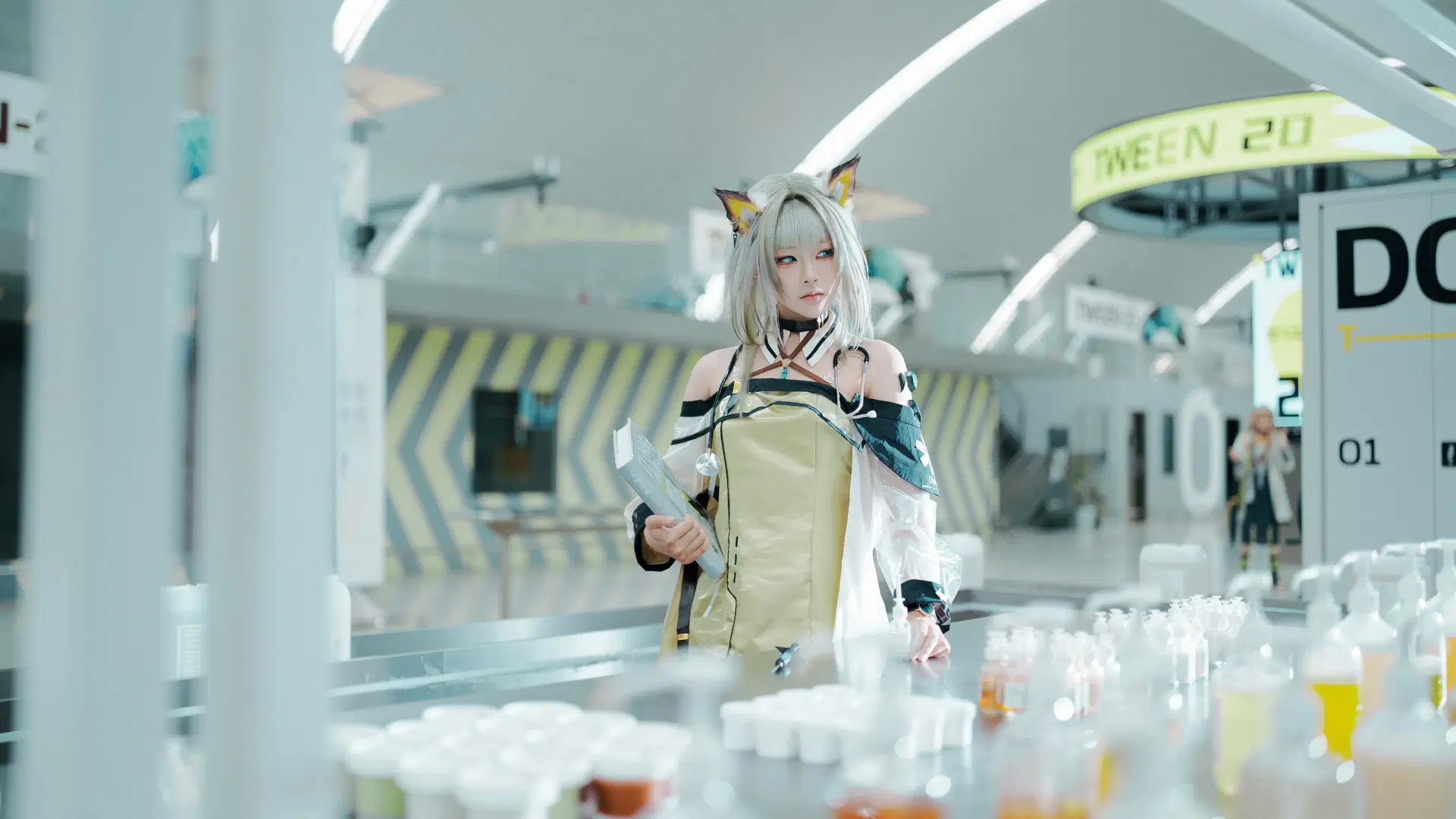 Anime cosplay, Arknights, Convention photography, Kemonomimi girl, Kal'tsit cosplay