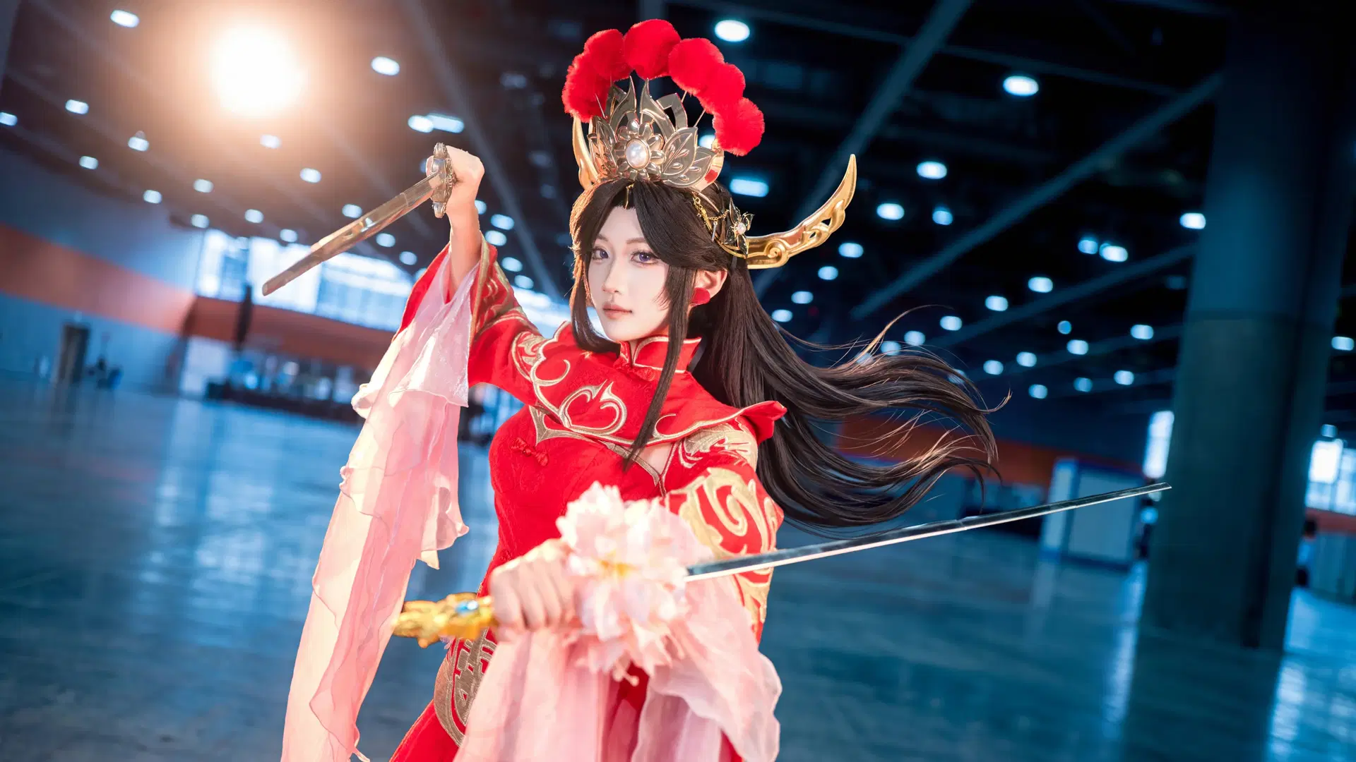 【露娜cos】王者荣耀一生所爱，红金交织的浪漫 - 小手 - 第2张