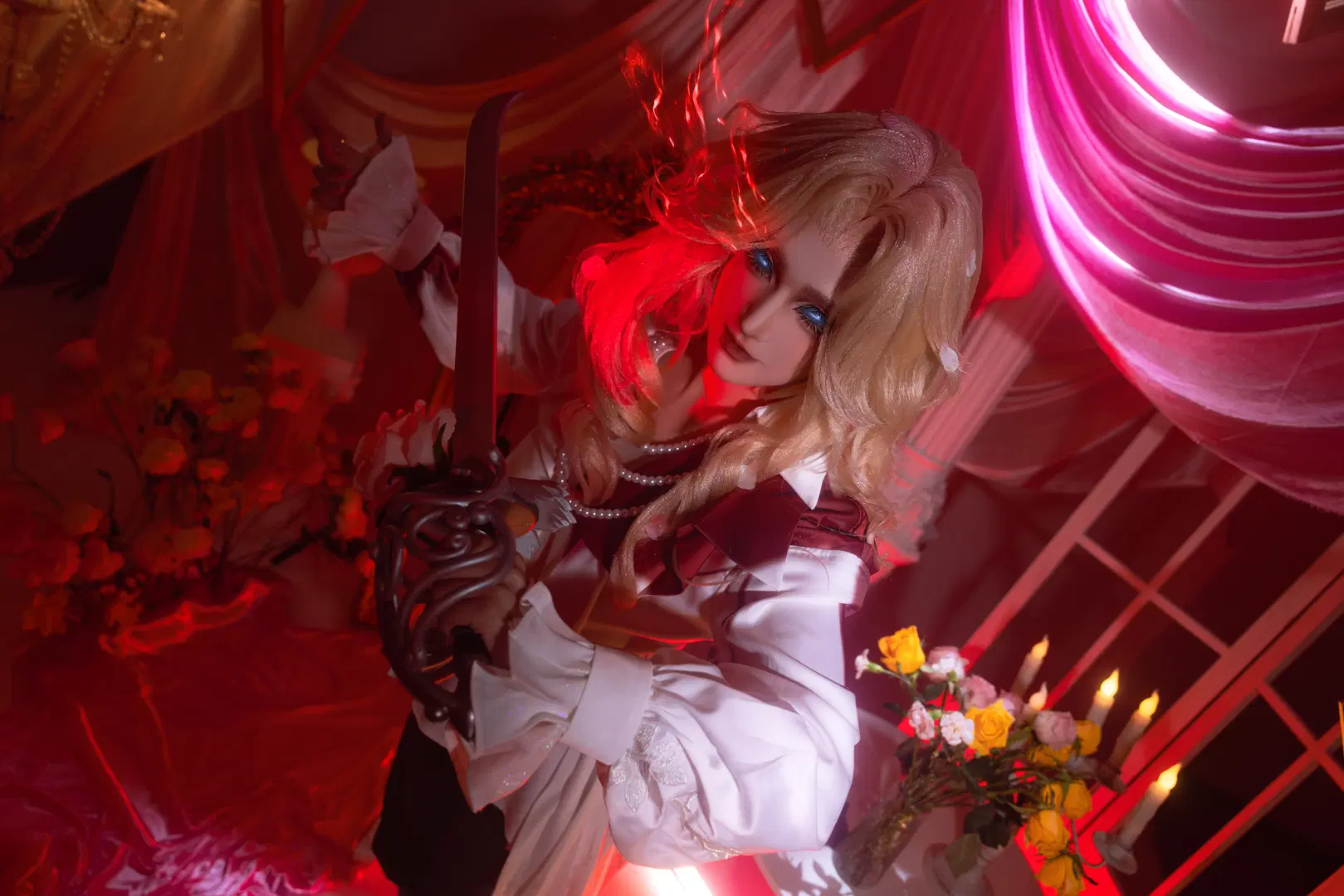 二次元摄影, 第五人格, 约瑟夫cos, 红光氛围感, 宫廷风写真