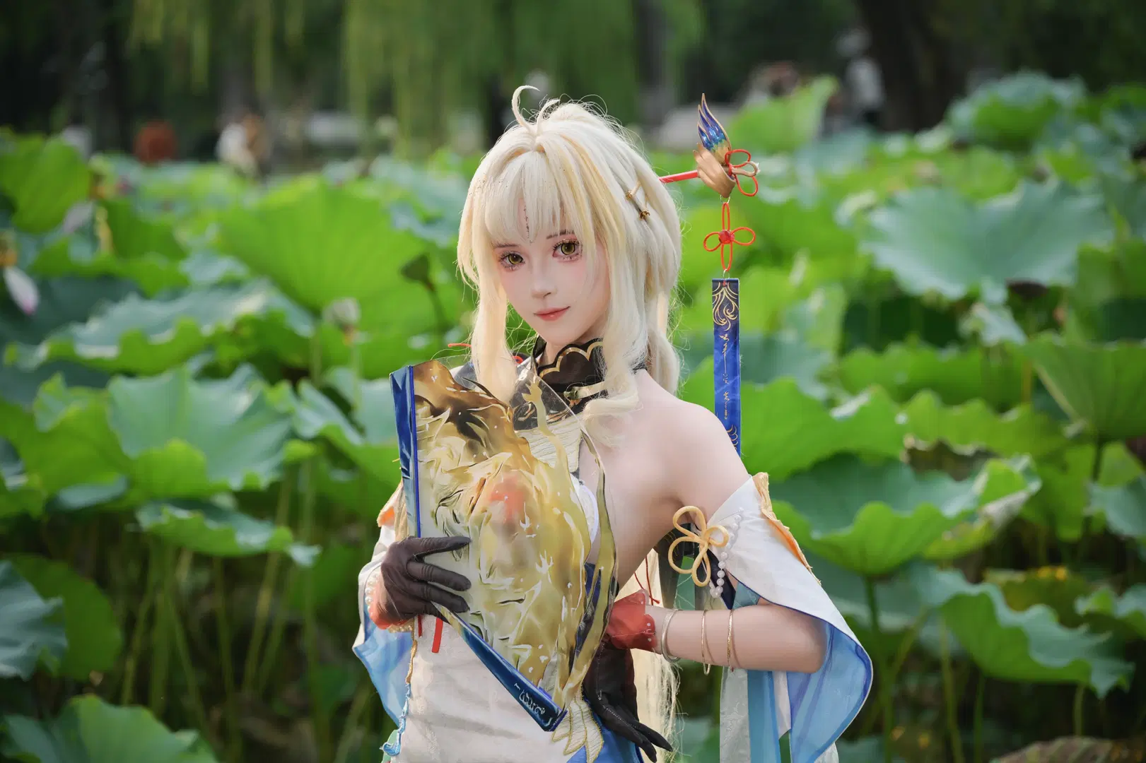 【穗穗cos】鳴潮園林之旅，白藍撞色盡顯靈動 - 東雲 - 第2張
