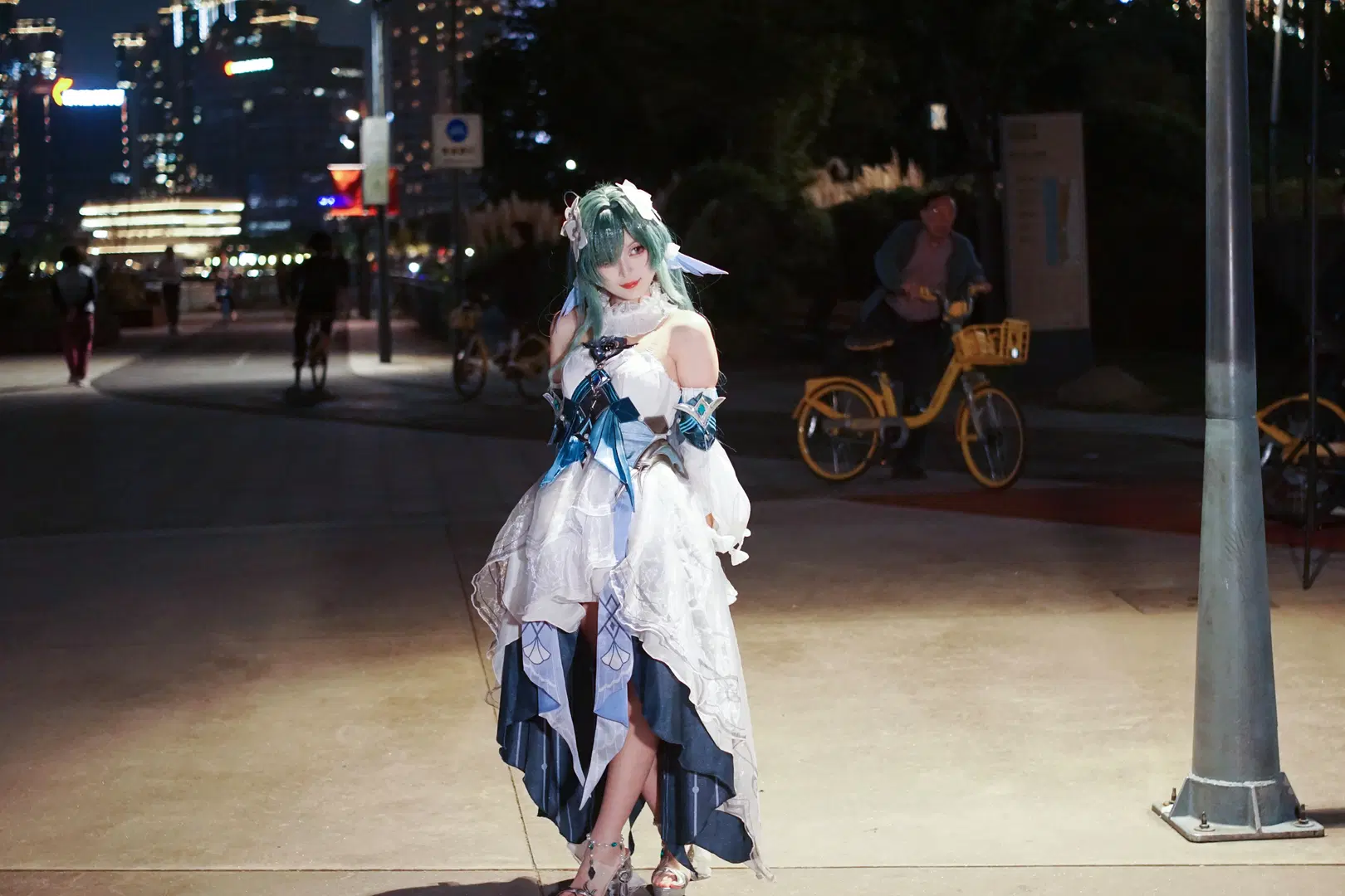 Genshin Impact, Night view cosplay, Blue hair cosplay, Snezhnaya, Vodyanitsa cos
