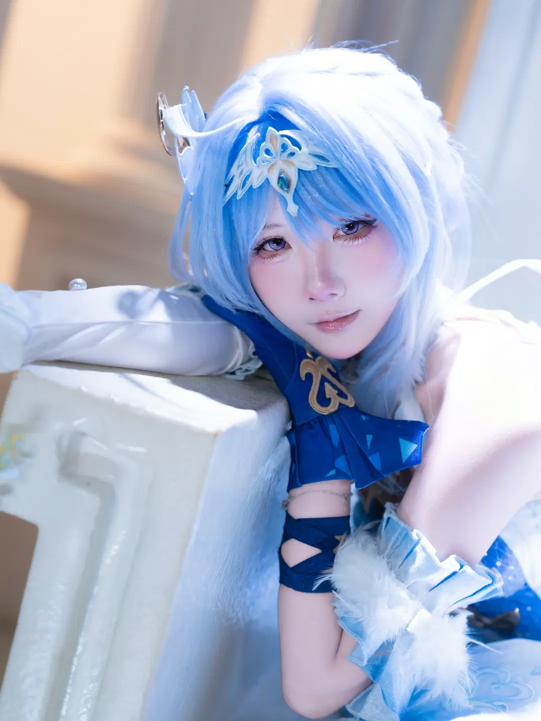 [Odette cosplay] Healing After Work: The Melancholic Beauty of Teyvat by 克克子 - Image 2