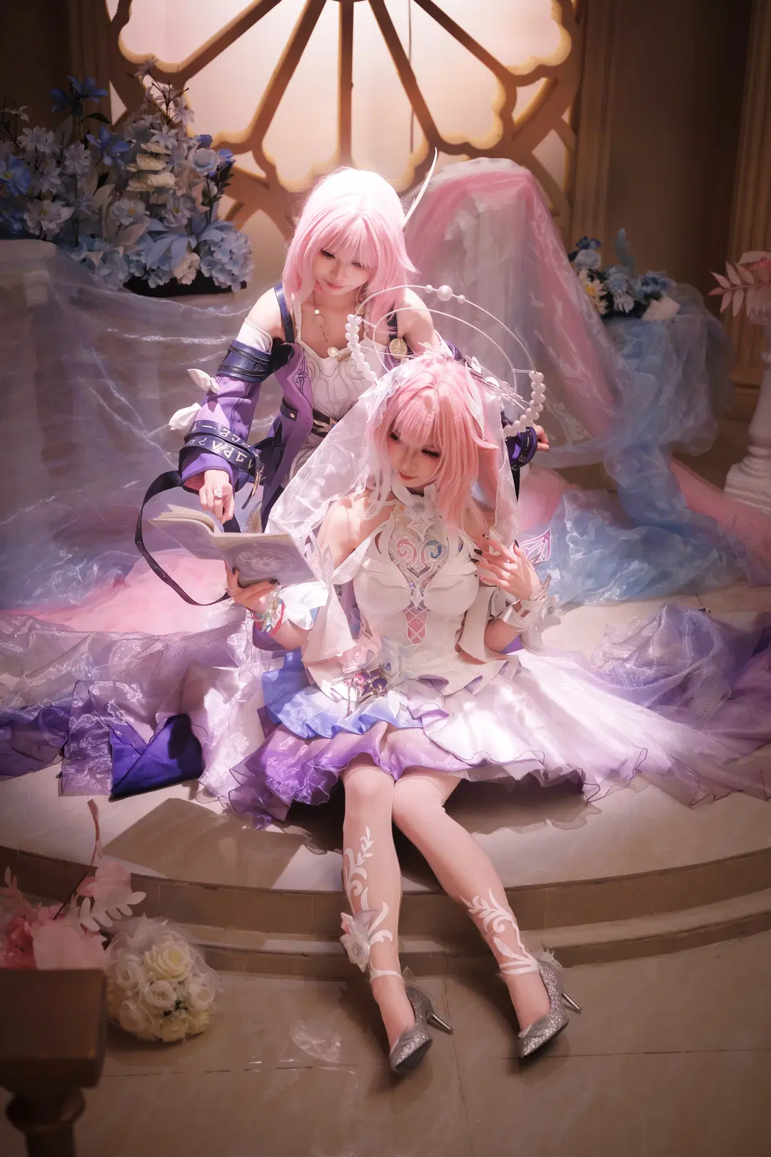 [Cyrene Cosplay] Honkai: Star Rail: A Dreamlike Reading Moment with Big and Little Cyrene by 次元拍档 - Image 6