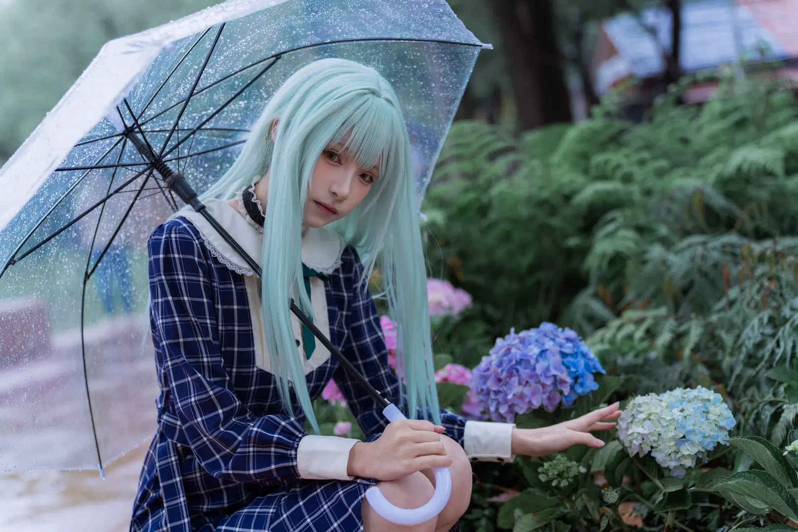【若叶睦cos】mujica雨天氛围感，背着琴盒撑伞的冷感少女 - 南朝花月 - 第17张