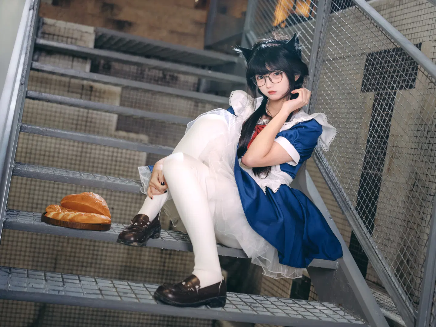 Nightscape Catgirl Maid Outfit: The Sweet-and-Cool Contrast on Industrial-Style Stairs by 乌龙茶茶 - Image 2