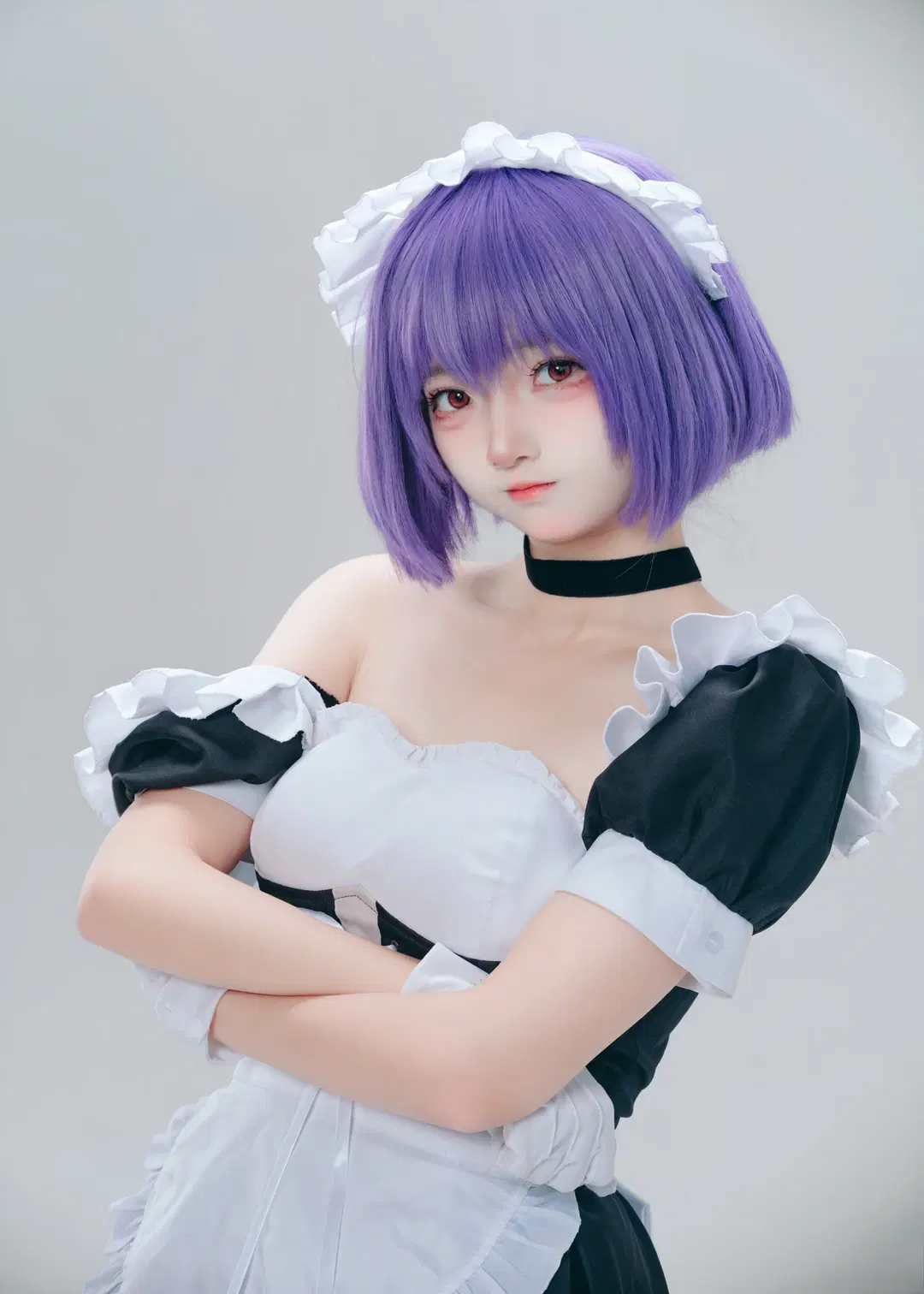 【楓と鈴コスプレ】紫髪赤瞳とモノトーンメイド服のスタジオ撮影記録 - 乌龙茶茶 - 2枚目