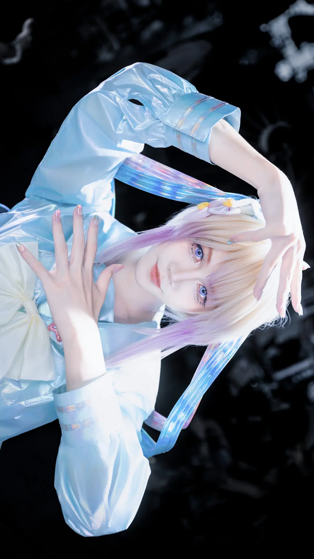 【超天酱cos】浅蓝色反光材质场照，鞋子颜色绝赞 - 雨太 - 第2张