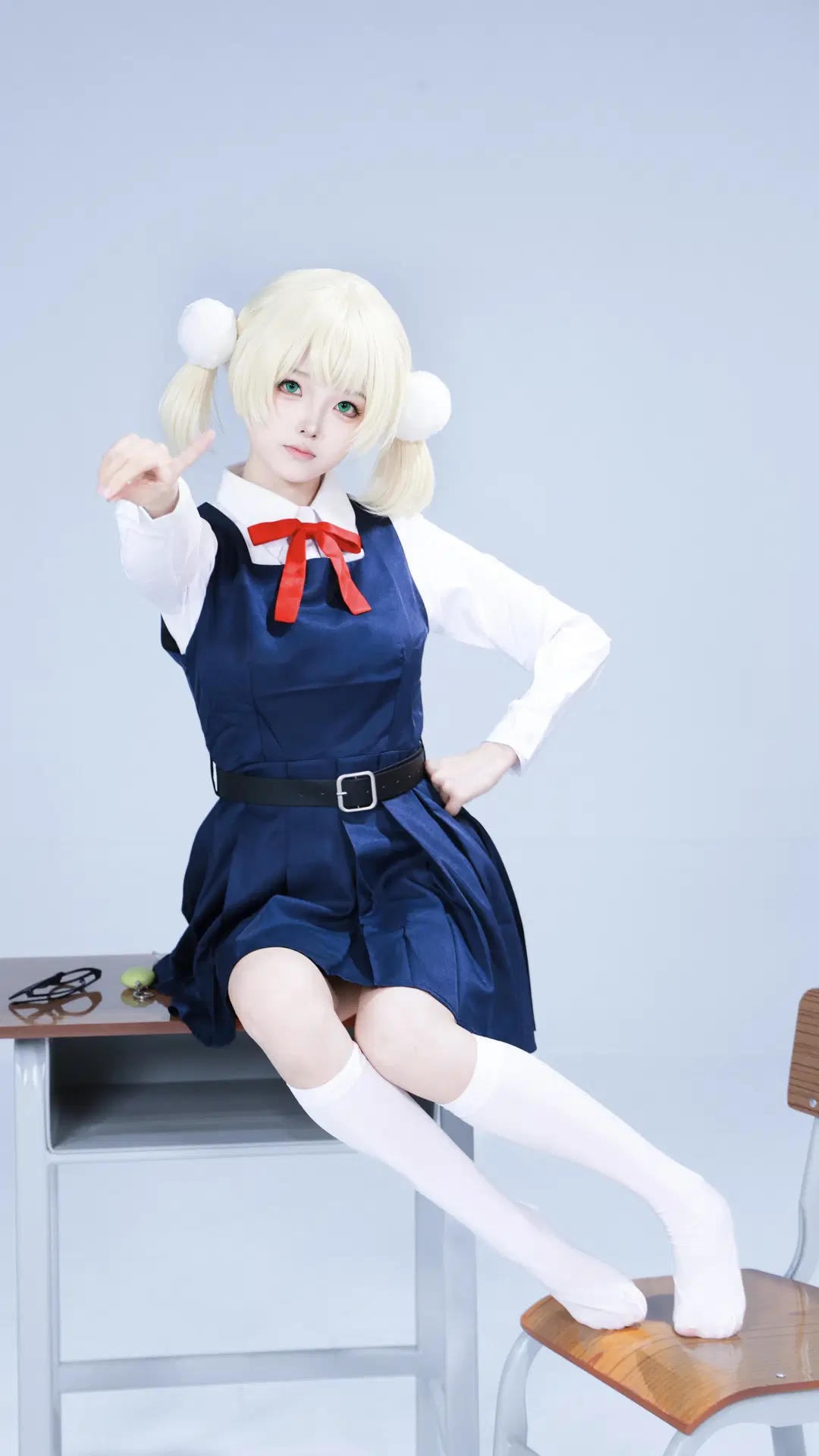 Blonde twin-tails paired with White stockings: This classroom Academic style uniform coordinates with peak 2D aesthetic by 望眠 - Image 2