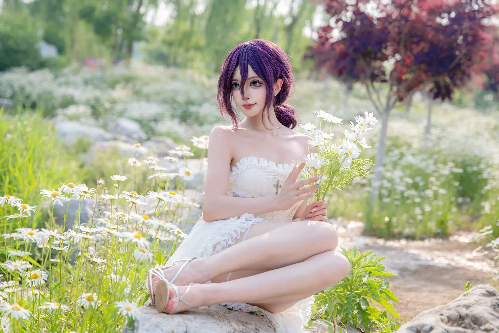 【蕾塞cos】电锯人白纱雏菊花海写真