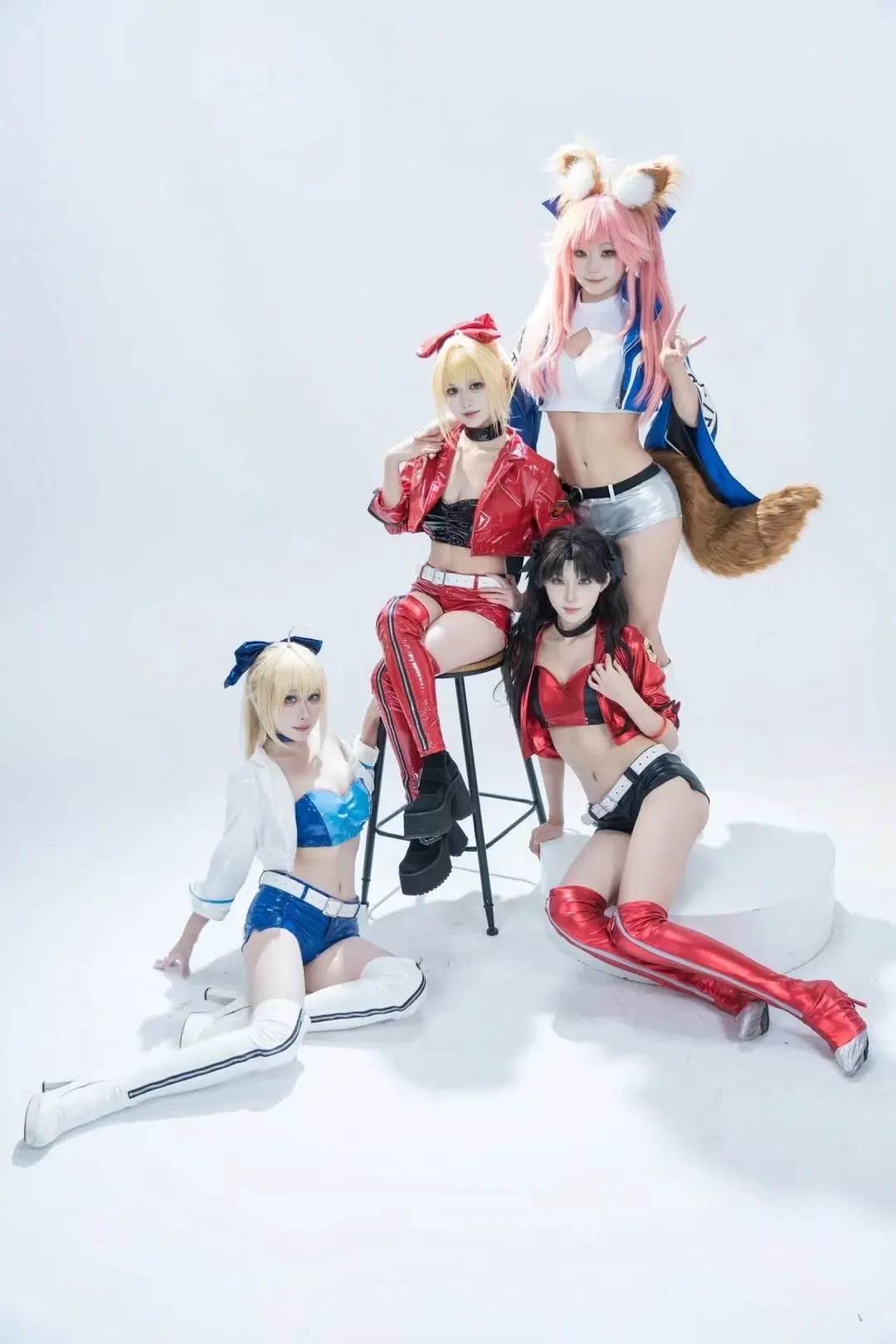 【Saber cos】FGO超模赛车团集结，红蓝阵营对决超吸睛 - 猪大宝 - 第2张