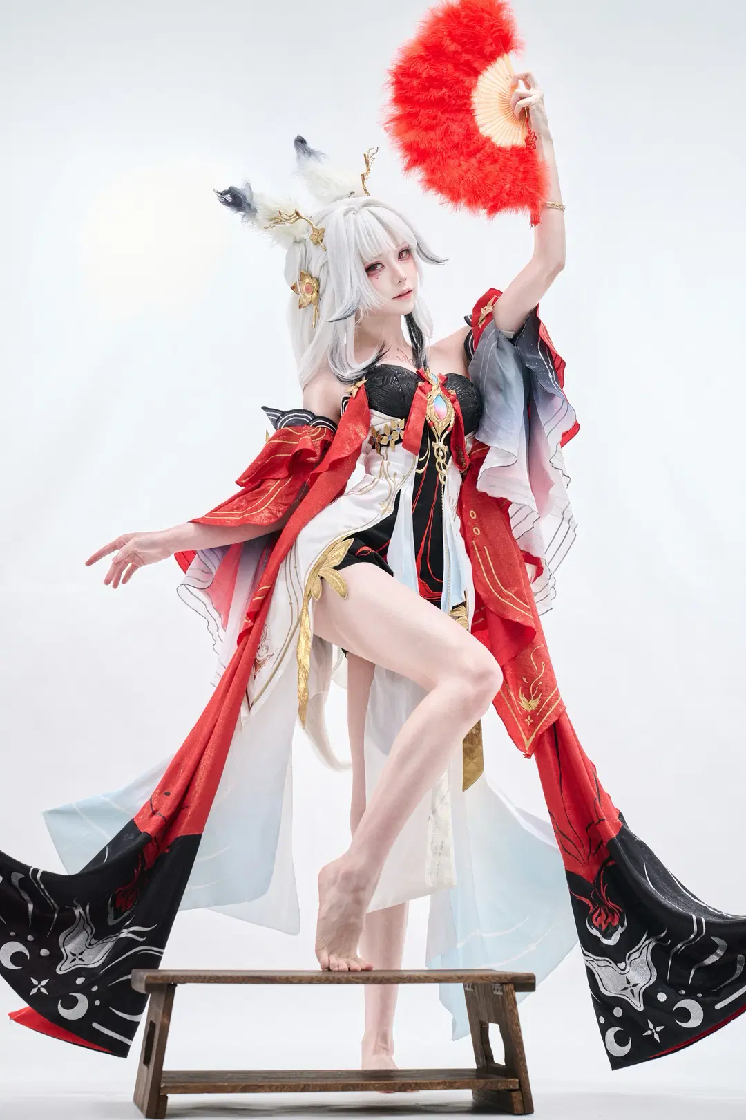 [Hsin cosplay] Wuthering Waves: Showcase of the big fox's red-and-black Chinese-style fantasy styling by 肉松 - Image 3
