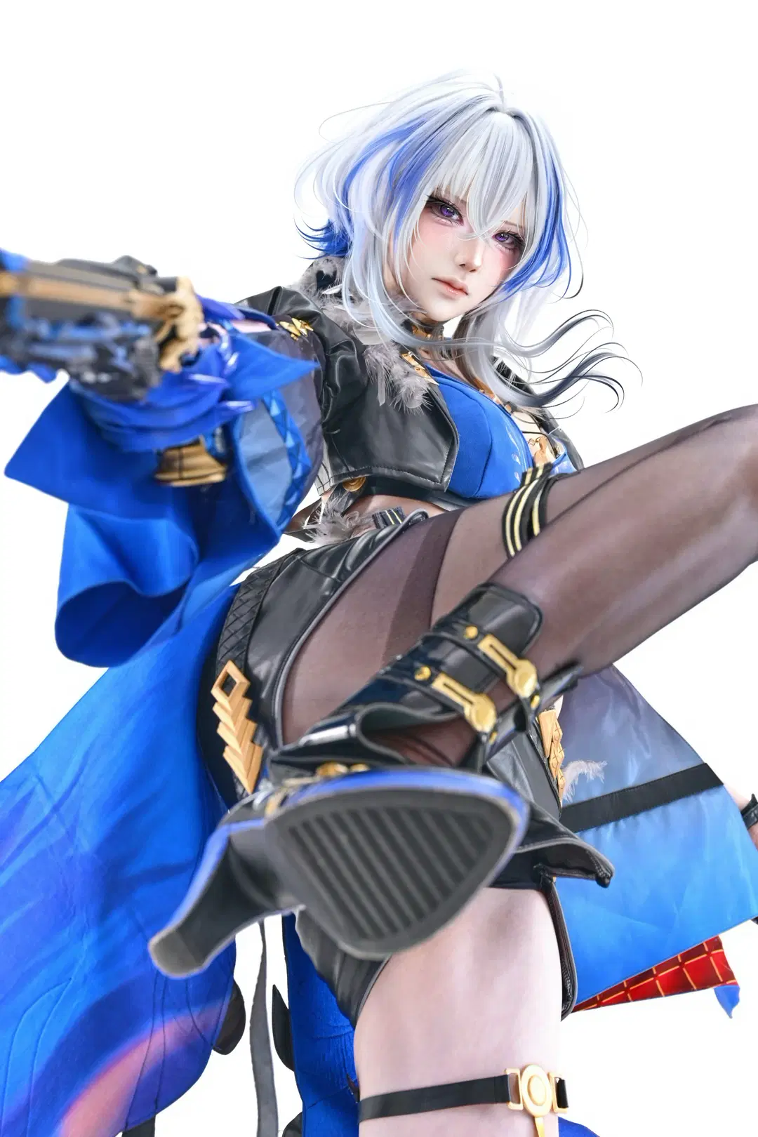 [Galbrena cosplay] The Combat Stance in Wuthering Waves