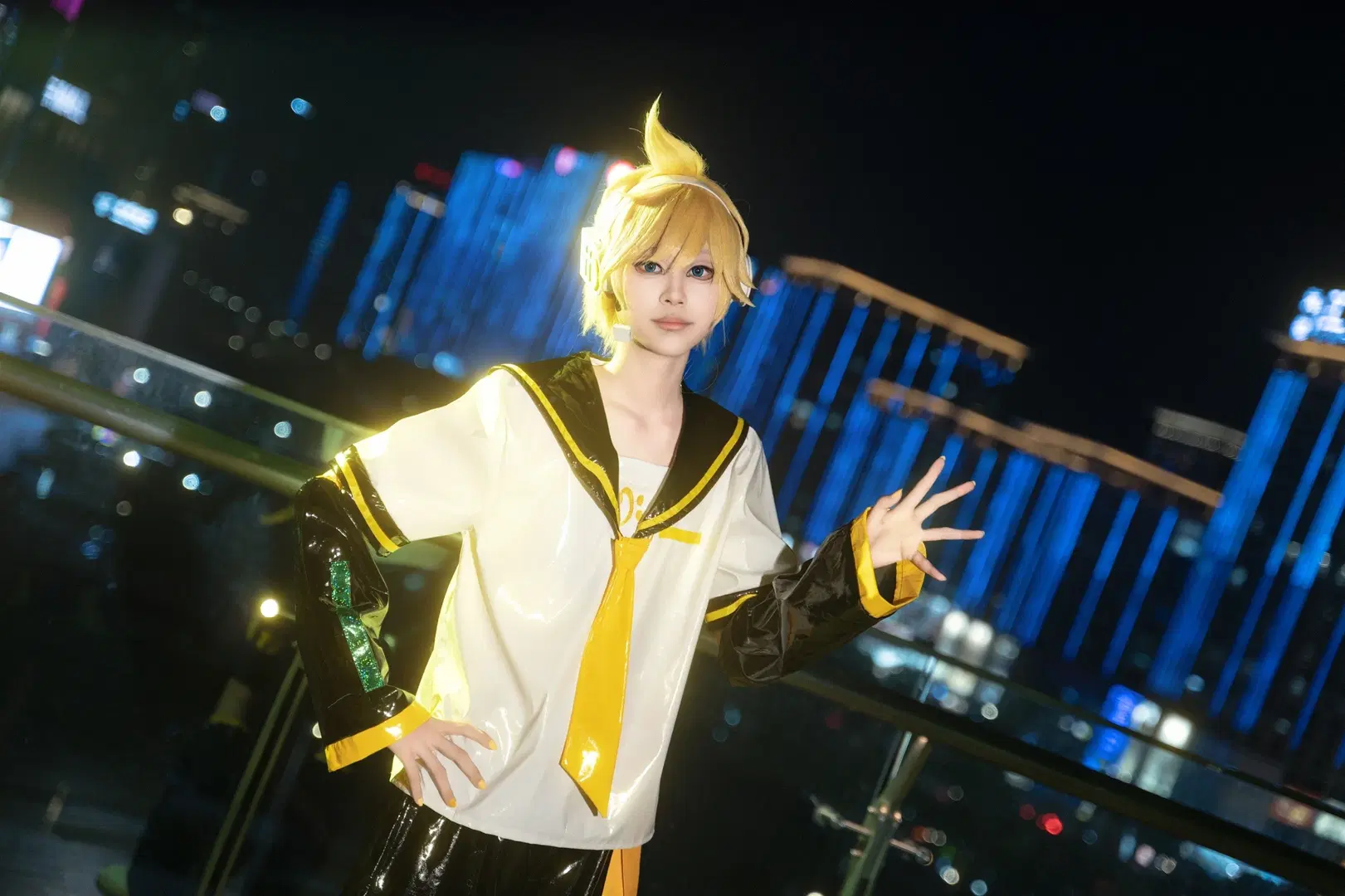 【鏡音連cos】天台夜景下的舞臺主角 - 叶彦📷 - 第5張