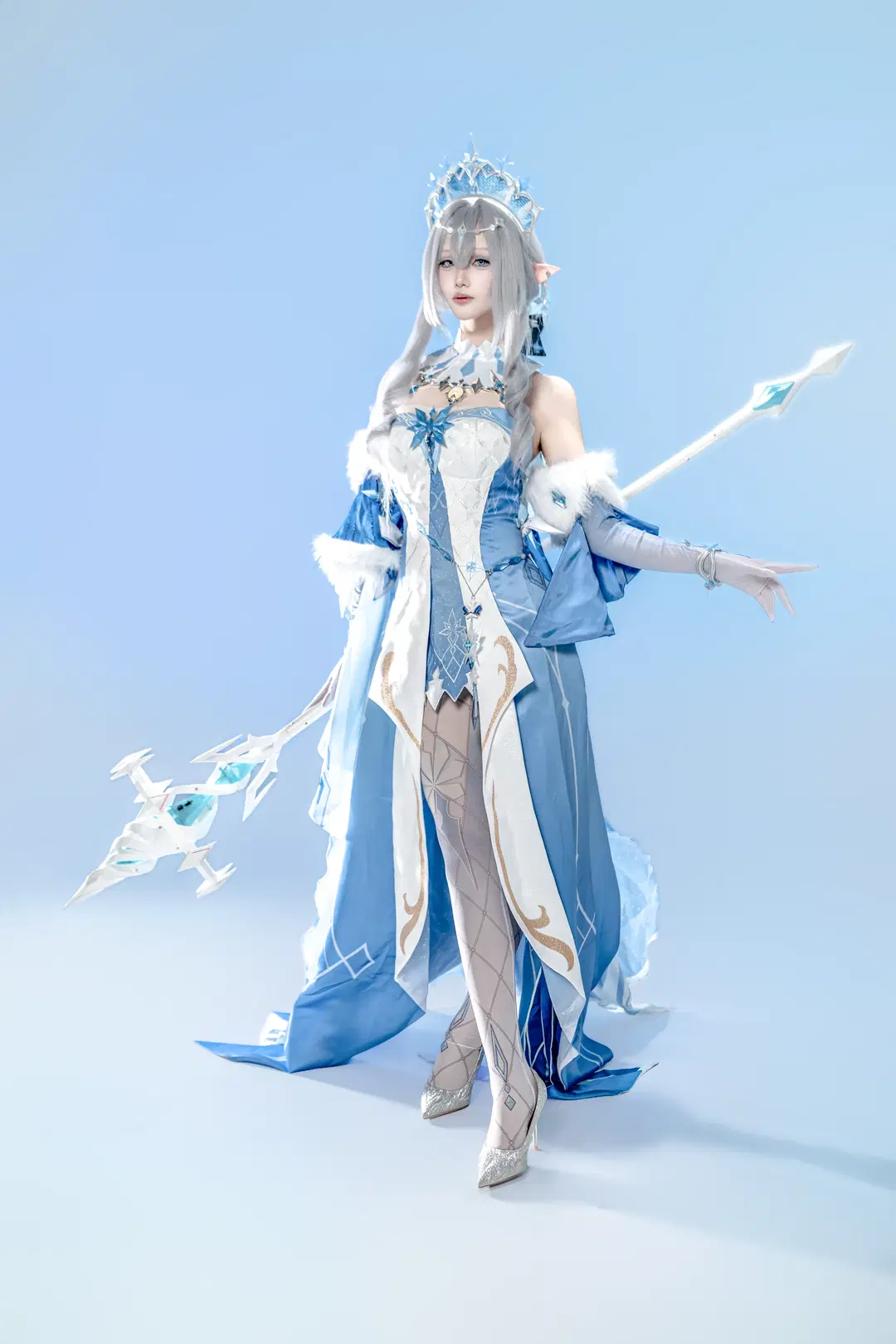 [Tsaritsa cosplay] The Majesty and Frigid Elegance of Snezhnaya by 易57 - Image 6