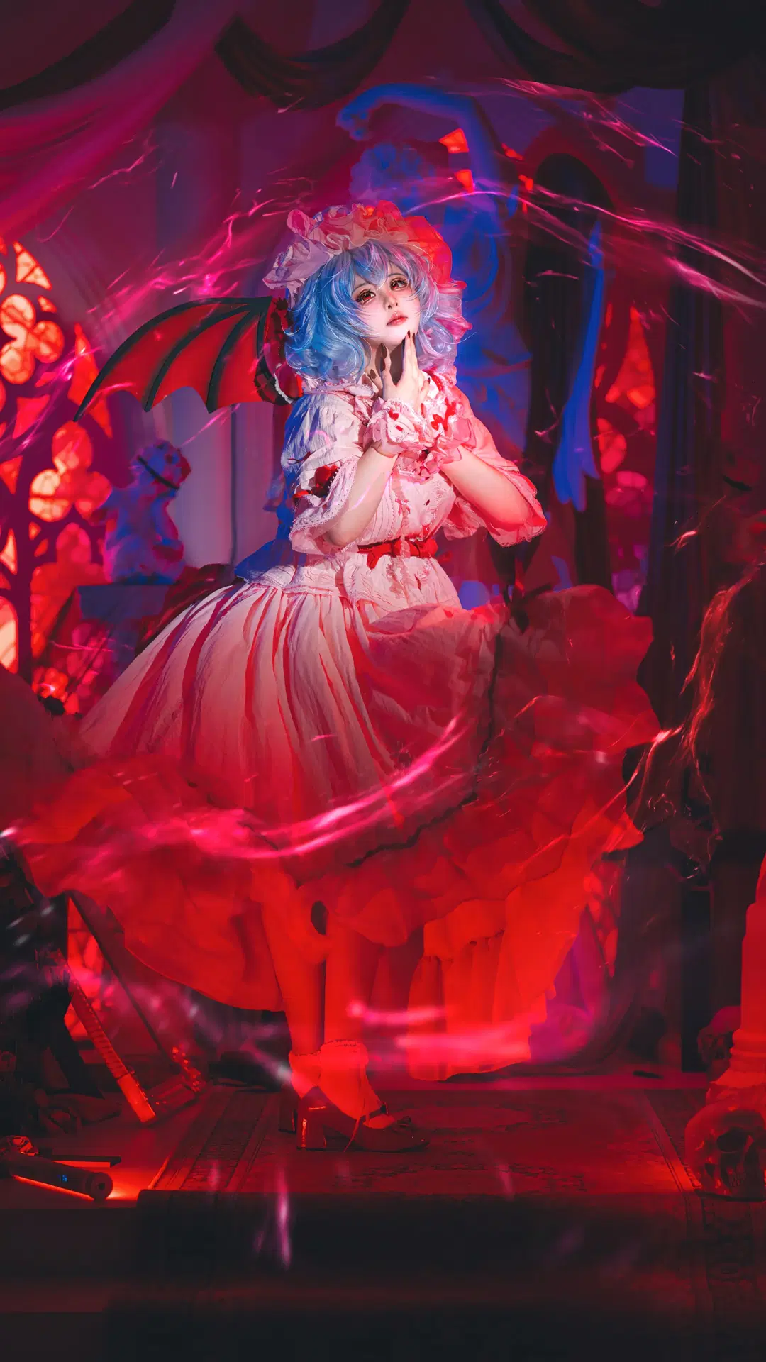 蕾米莉亚cos, cosplay正片, 哥特洛丽塔, 红黑氛围, 吸血鬼风