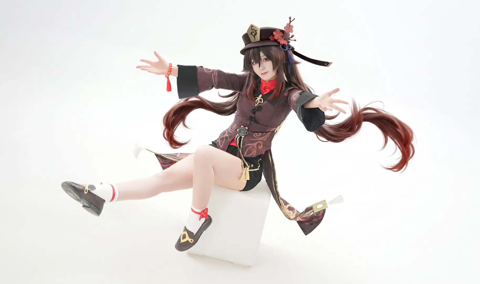 【胡桃cos】原神往生堂堂主，手持护摩之杖登场 - 二莎莎 - 第6张