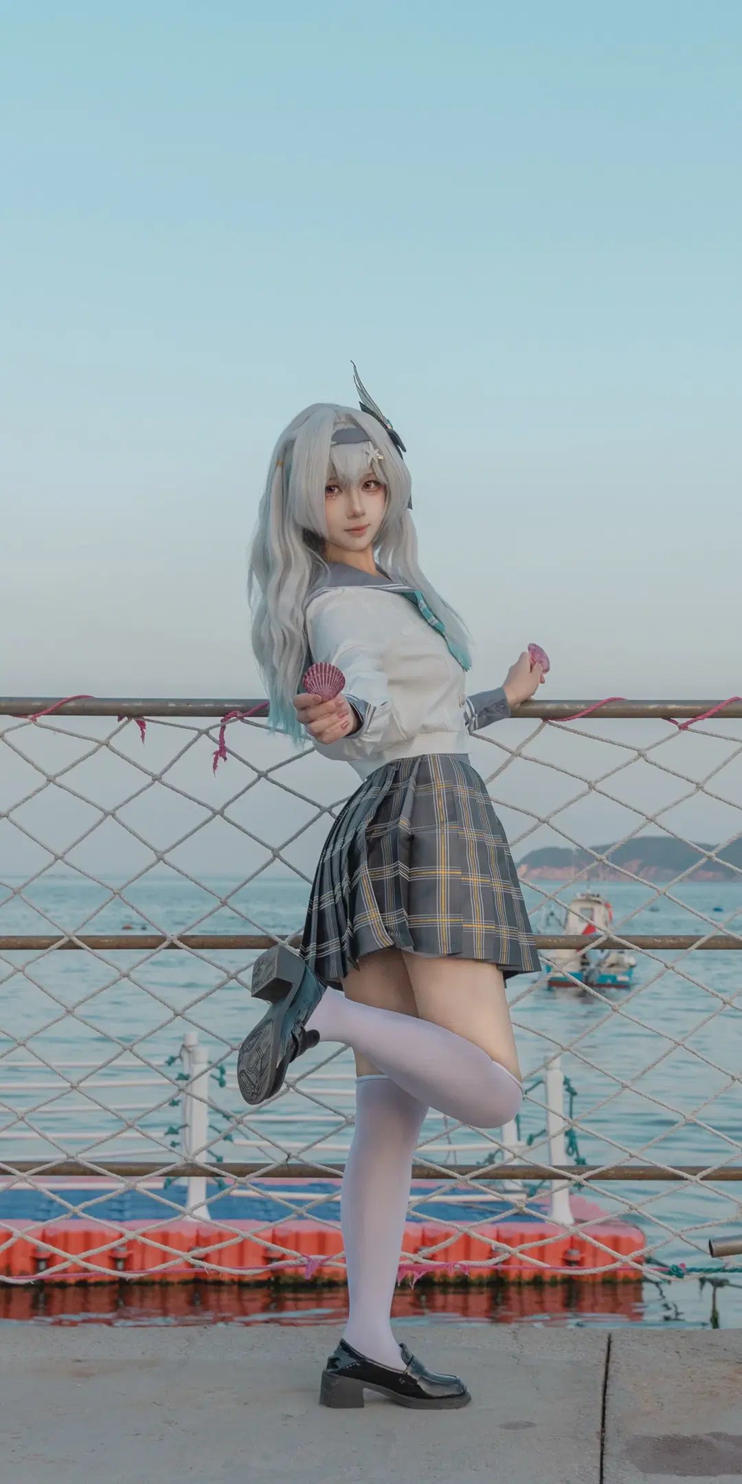 崩坏星穹铁道, 流萤cos, 白丝, 海边写真, 水手服