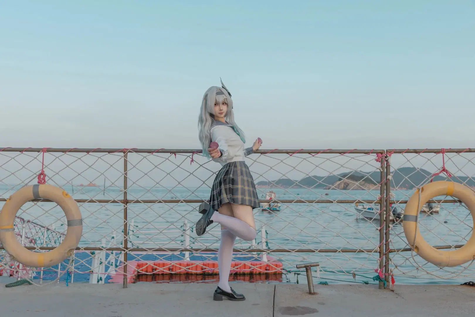 【ホタル コスプレ】『崩壊：スターレイル』海辺に佇むセーラー服の乙女 - 砂糖独享 - 4枚目
