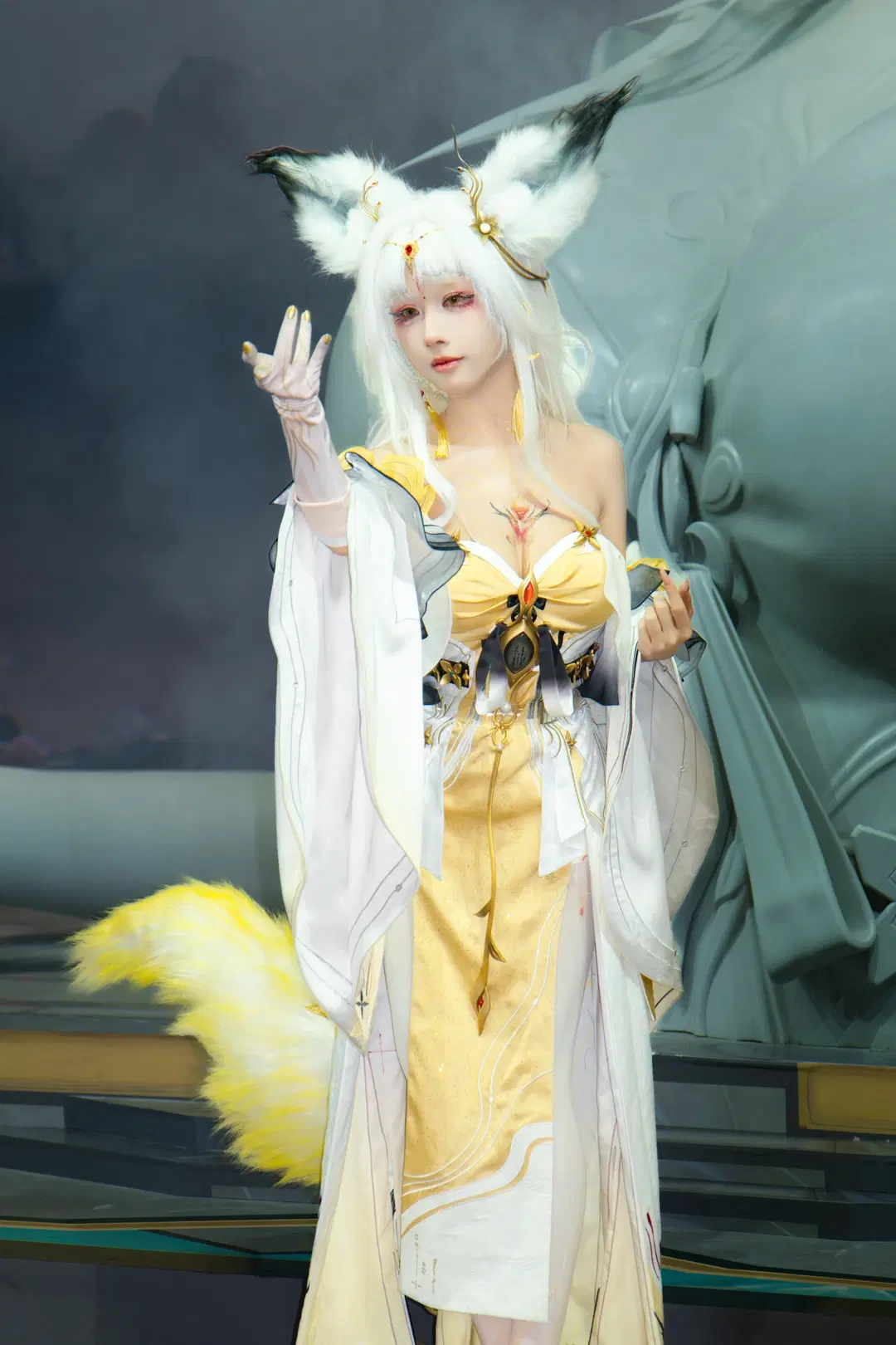 【心月狐cos】鸣潮CICF展台上的至臻狐影 - 心晨 - 第5张