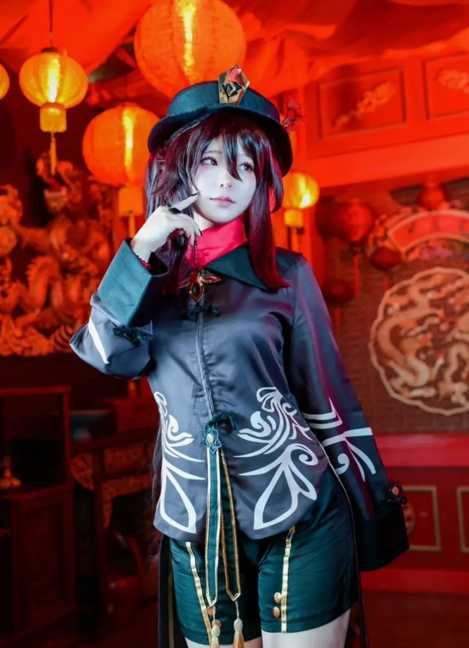 [Hu Tao cosplay] Genshin Impact Wangsheng Funeral Parlor Director: Retro Night Shoot Chronicle by 小彭《星穹铁道》 - Image 2