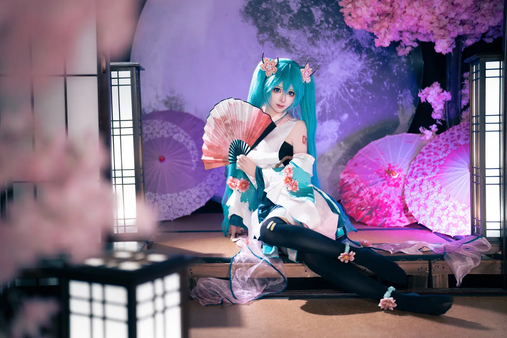 【初音ミク コスプレ】和風桜の下に舞う青碧のツインテール - Meteor - 2枚目
