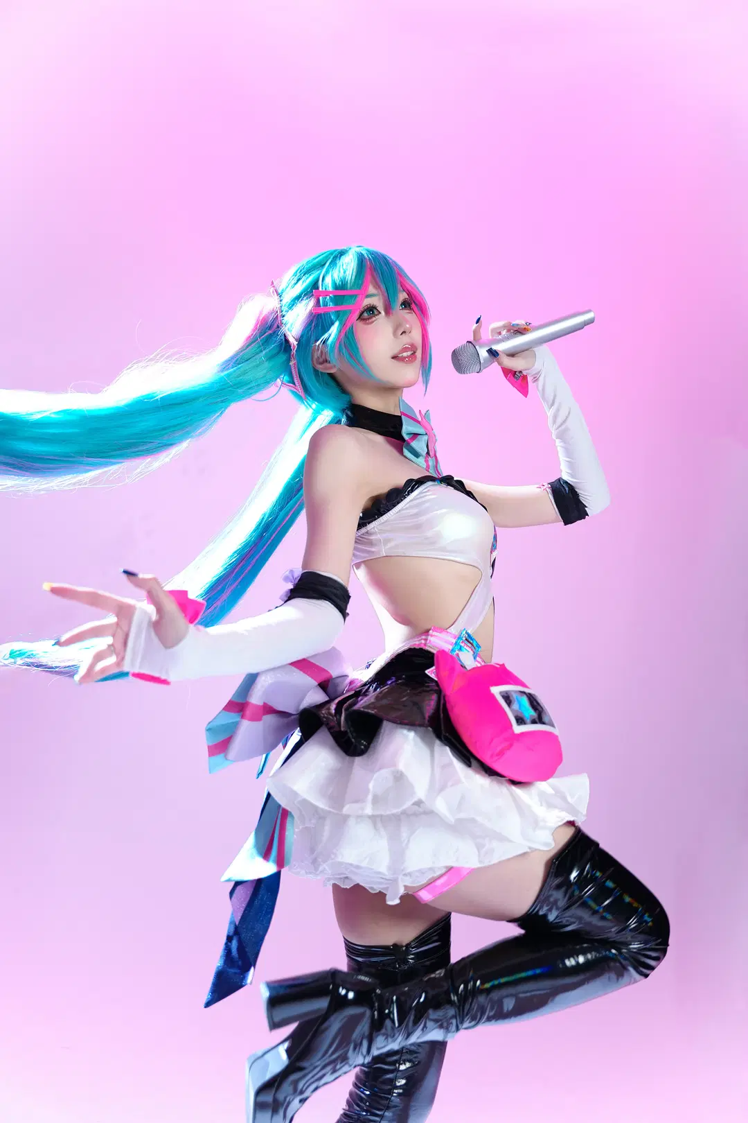 初音未来cos 喵斯快跑联动造型动作参考 - 时雨 - 第2张