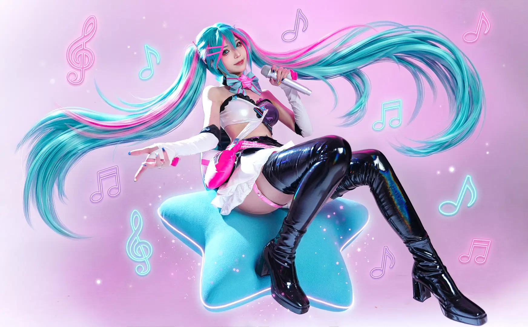 初音未来cos 喵斯快跑联动造型动作参考 - 时雨 - 第4张