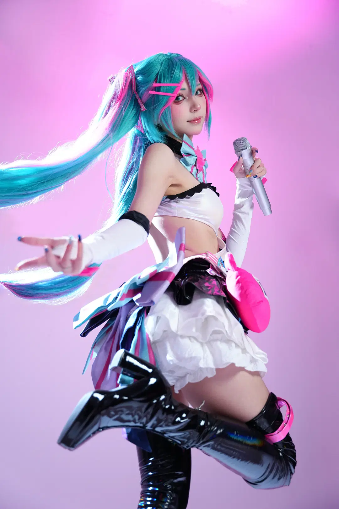 【初音ミク コスプレ】『ミューズダッシュ』コラボのピンクステージスタイル - 时雨 - 5枚目