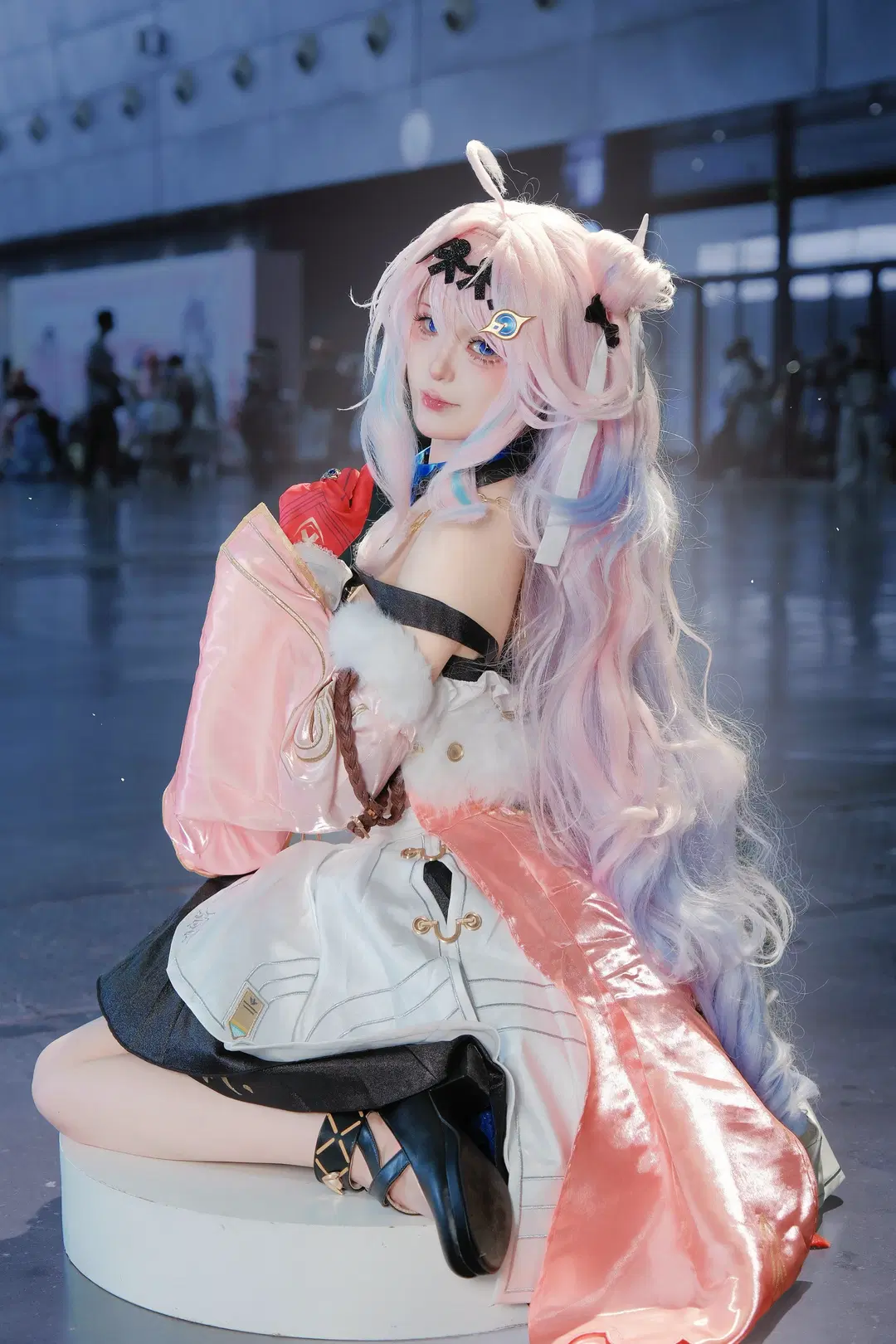 [Denia Cosplay] Wuthering Waves Comic Convention Floor Log by 小妩 - Image 3
