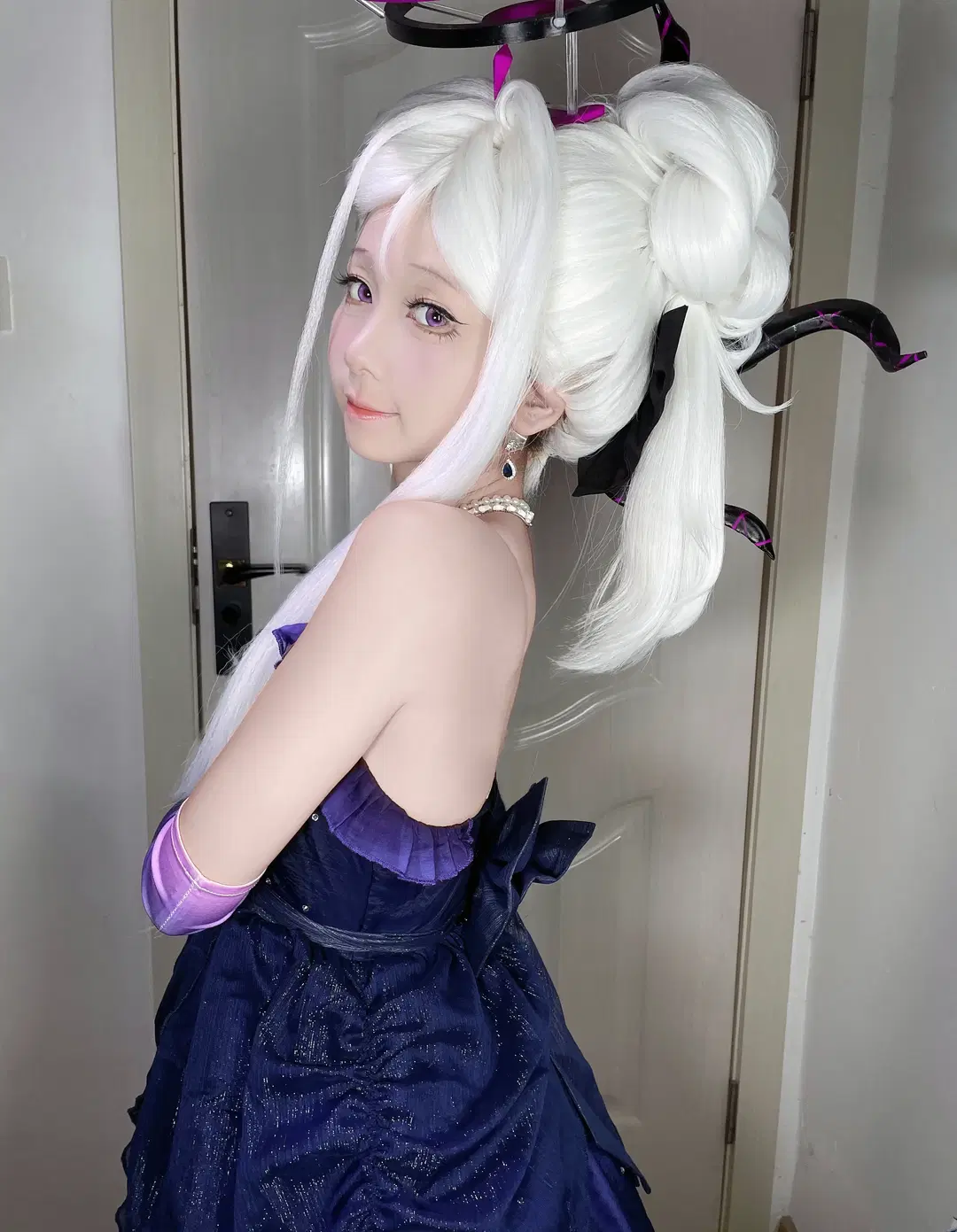 ブルーアーカイブ, 空崎ヒナ コスプレ, 紫のドレス, 悪魔の角, ドレスヒナ