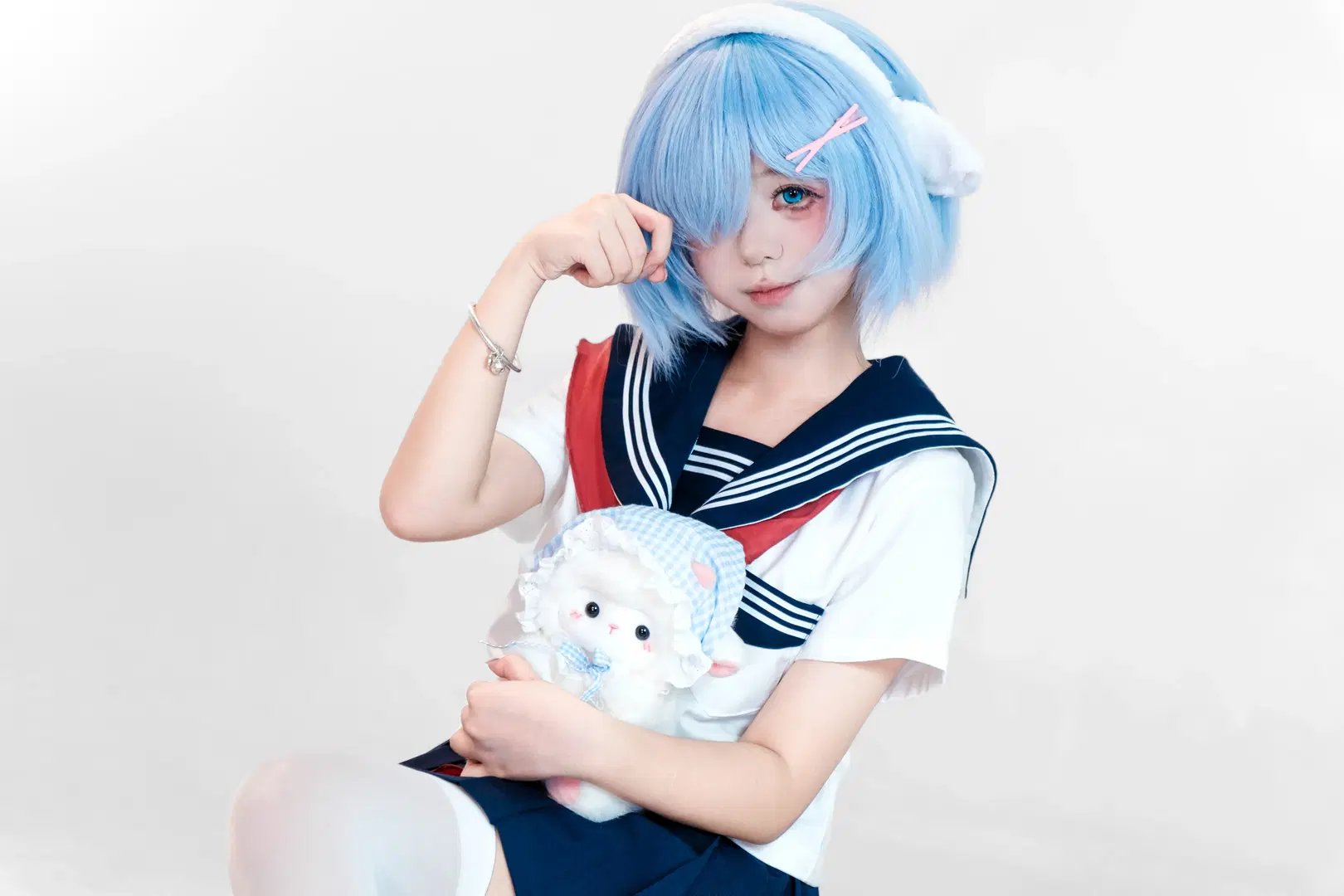 【蕾姆cos】水手服版蕾姆，白丝与蓝发的双重吸引 - 桐生YUNIsriあ - 第2张