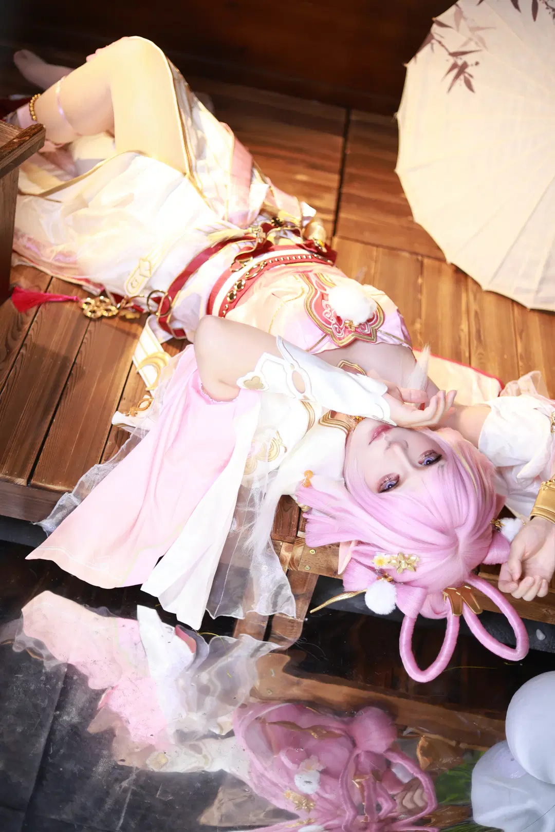 [Elysia Cosplay] Yearning to Flow with the Moonlight: Breathtaking Moments of Serene Moon & Slender Grace by 玖煵 - Image 11
