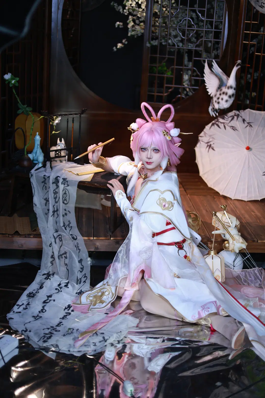 [Elysia Cosplay] Yearning to Flow with the Moonlight: Breathtaking Moments of Serene Moon & Slender Grace by 玖煵 - Image 4