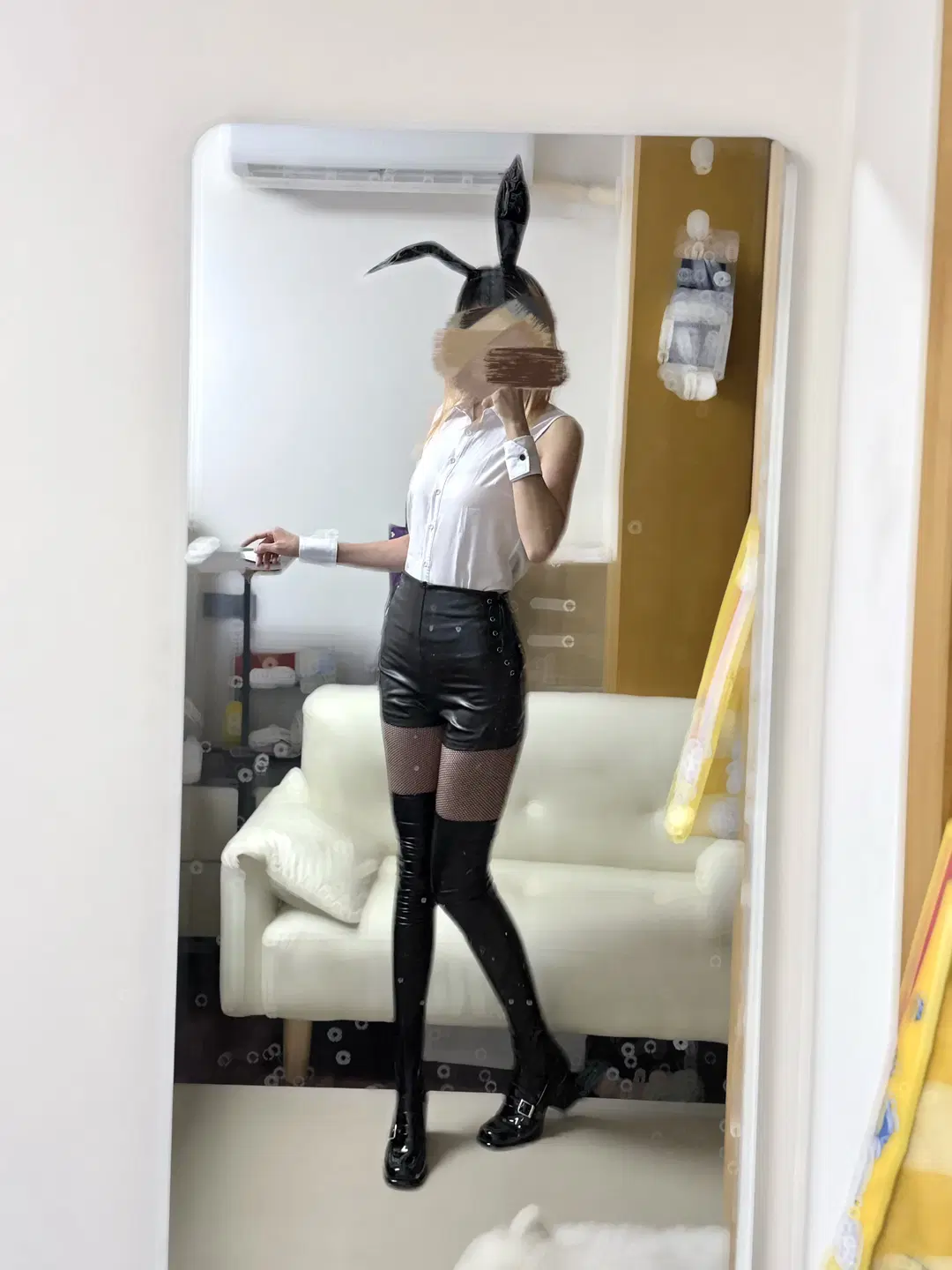 兔女郎cos, 过膝长靴, 网眼袜, 自搭试衣, 皮短裤