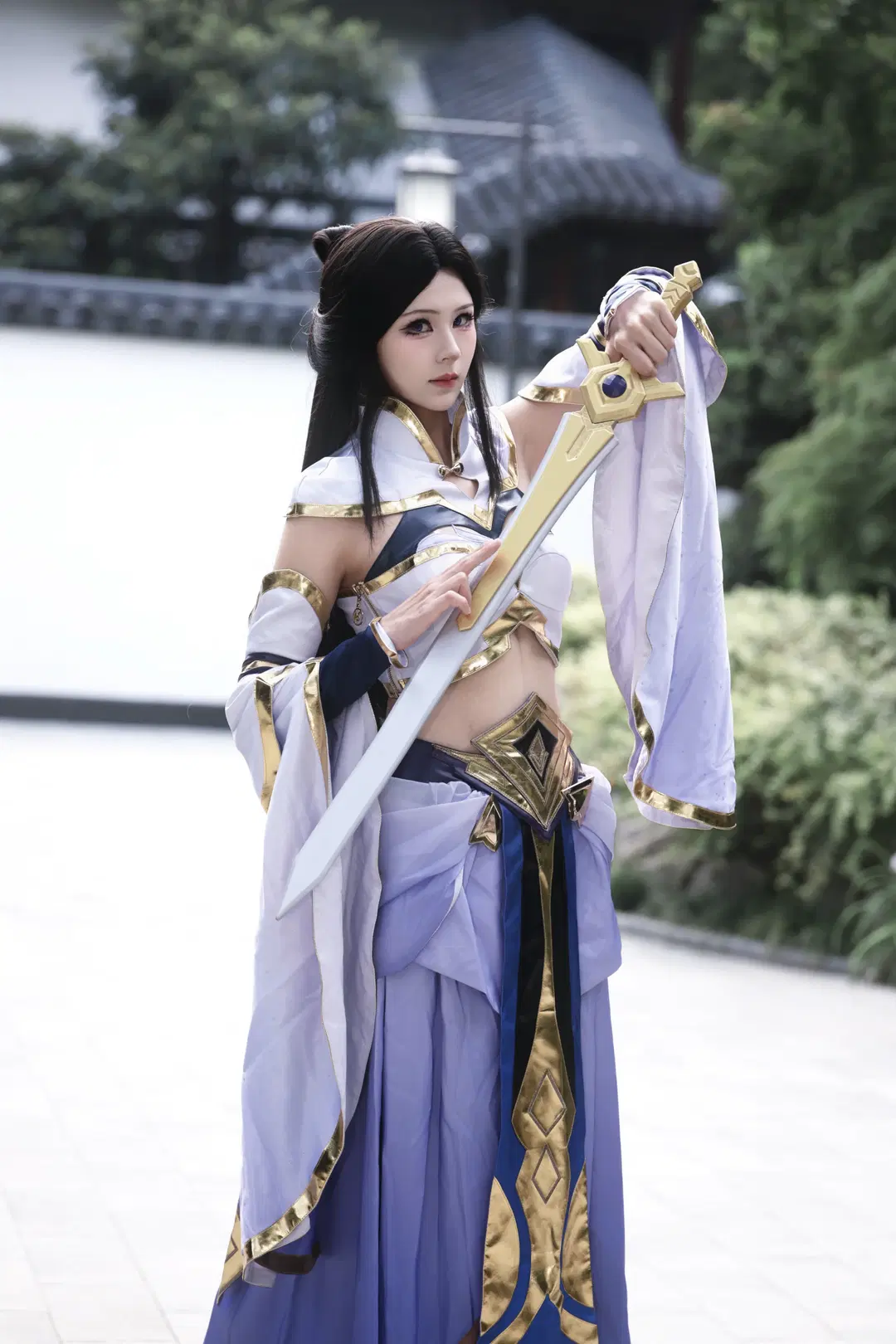 【露娜cos】王者荣耀紫霞，竹林石栏间的执剑身影 - 编号0827 - 第4张