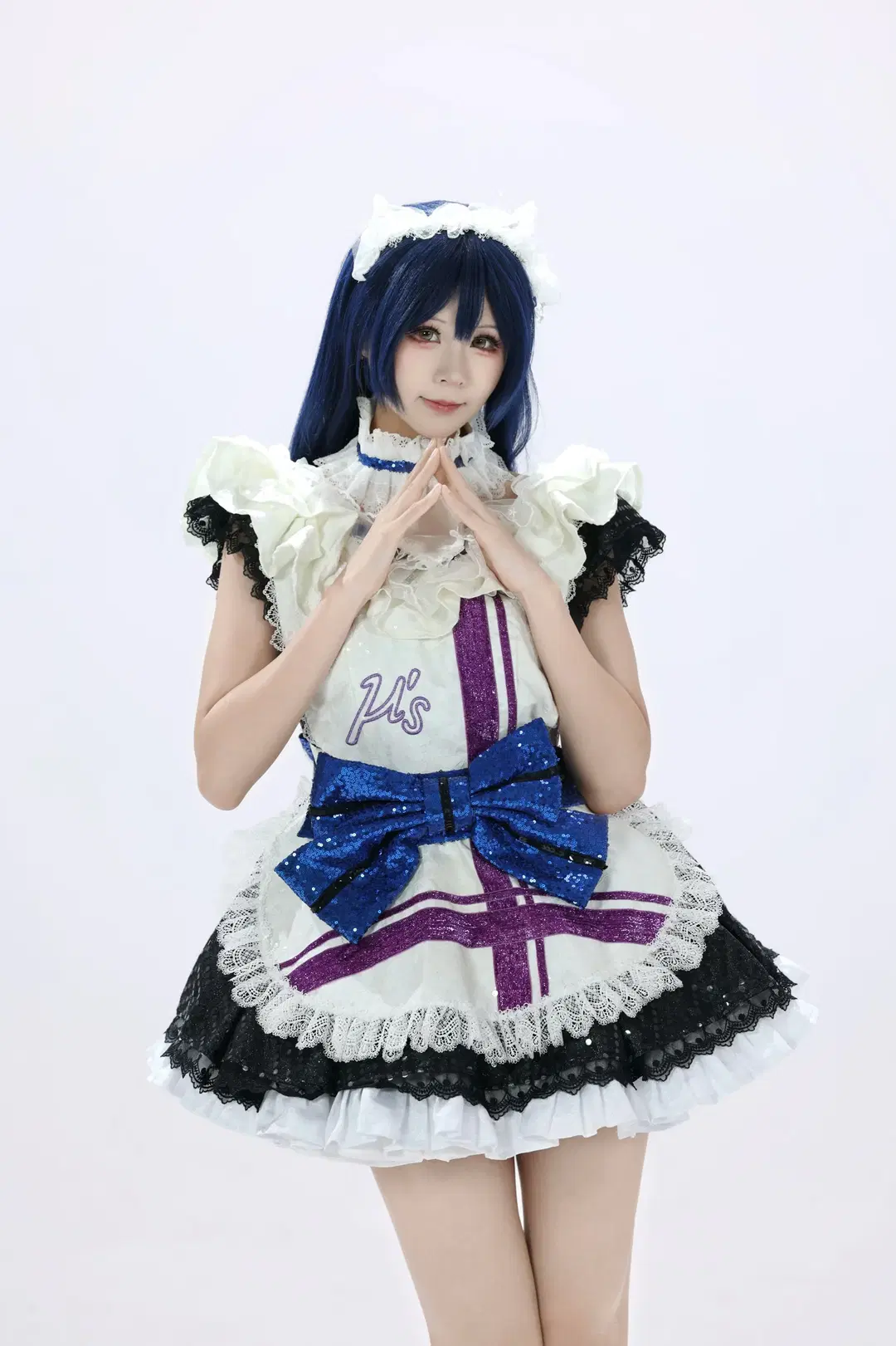 【園田海未コスプレ】青白メイド服風ステージ衣装、スパンコールリボンと黒ストッキングの甘い出会い - 编号0827 - 7枚目