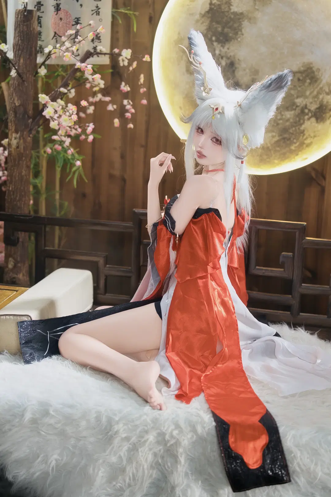 [Hsin cosplay] Wuthering Waves Fox-Themed Phantasm Woven in Red, White, and Black by 茶包 - Image 3