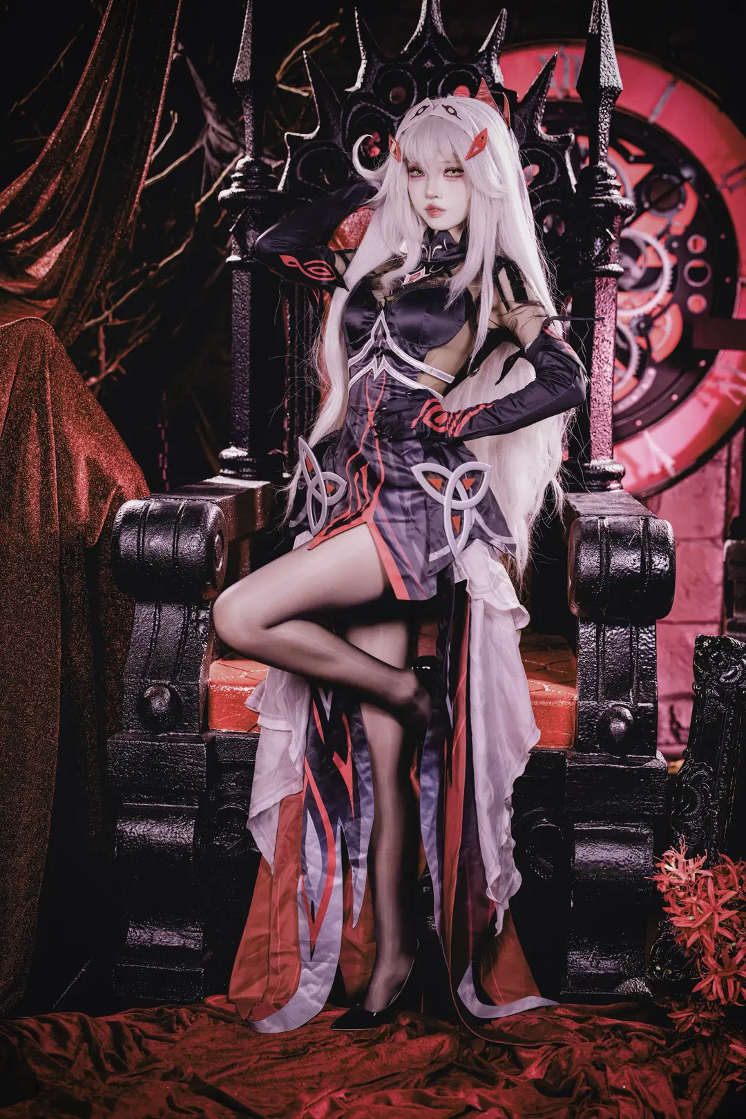 【若娜瓦cos】原神 红黑哥特风的暗夜女王 - 咩噗茶 - 第5张