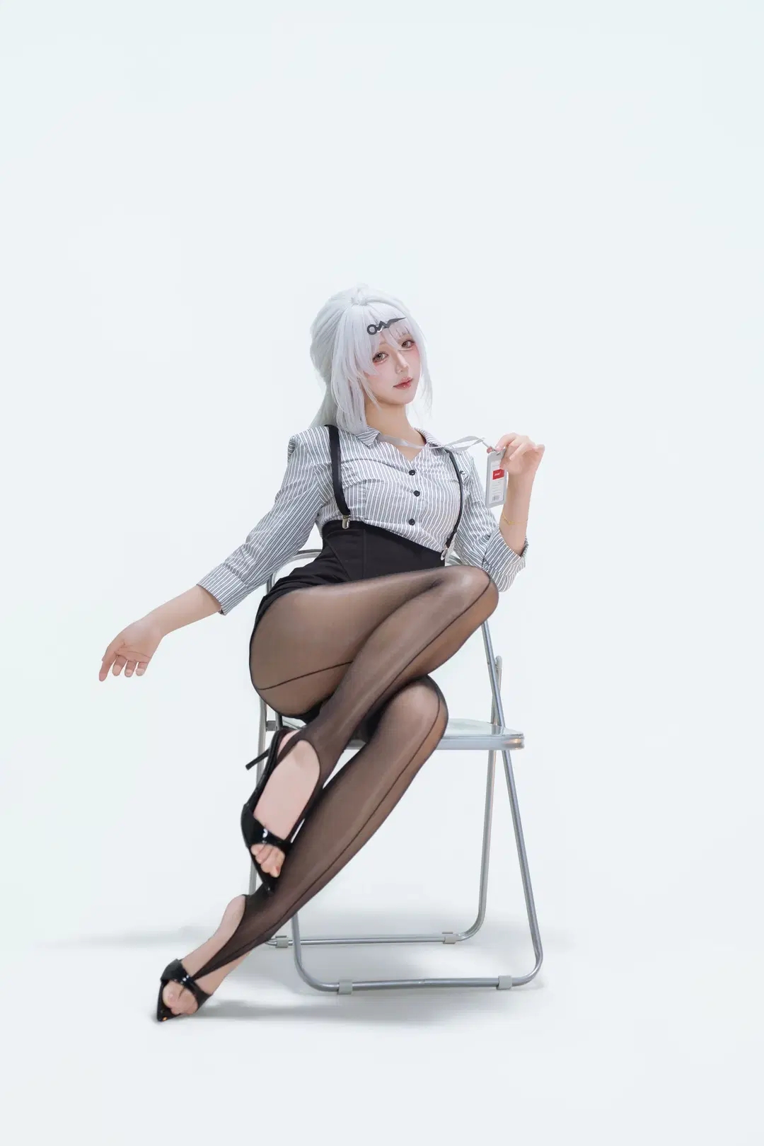 绝区零, 仪玄cos, 黑丝, ol制服, 夹趾袜