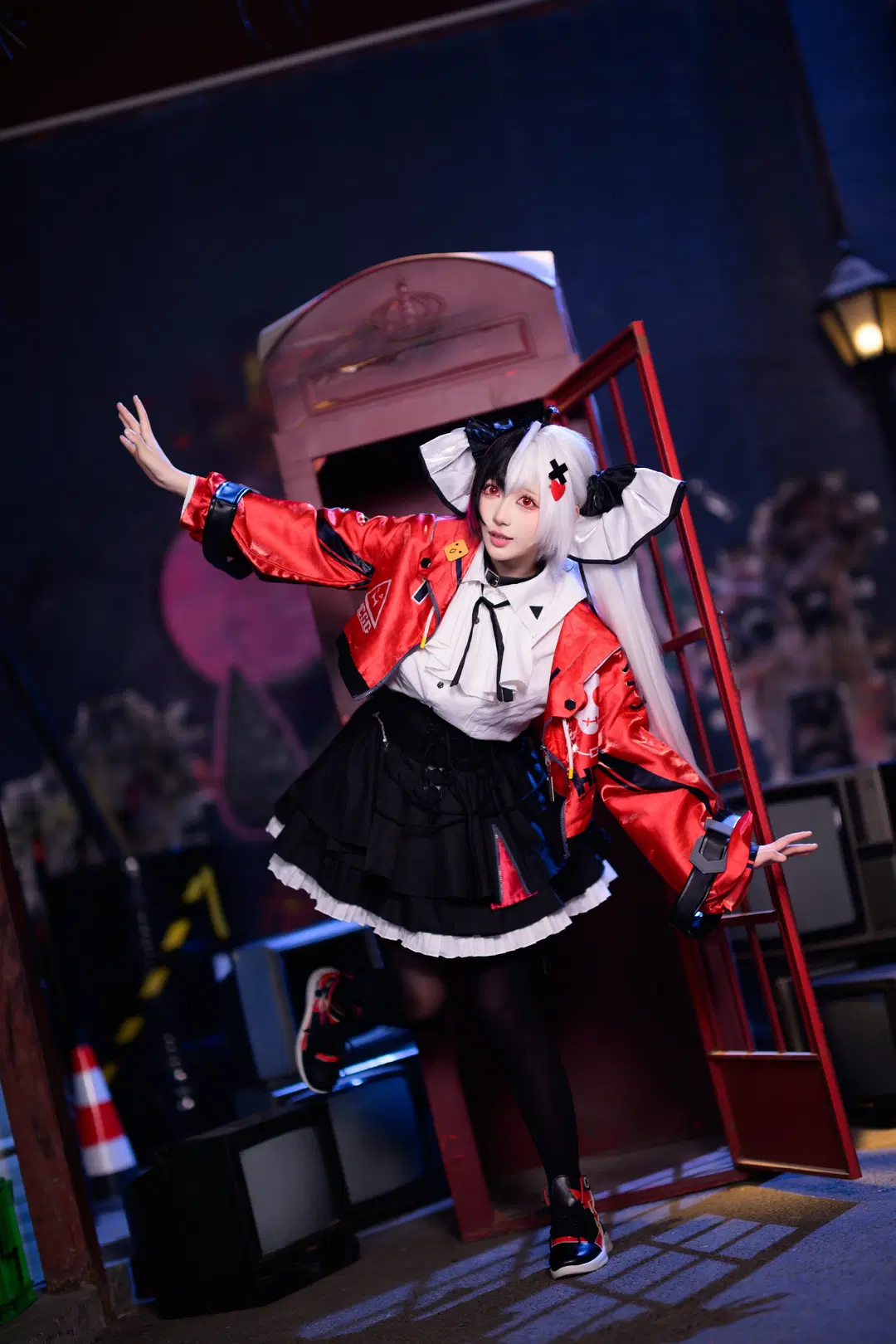 【安魂曲cos】异环街头暗黑少女的微表情拿捏 - 银河天路 - 第4张