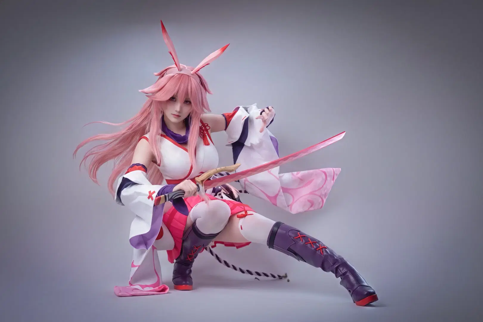 【八重樱cos】崩坏3逆神巫女白棚拍摄记录 - 一口啾啾小猫 - 第3张