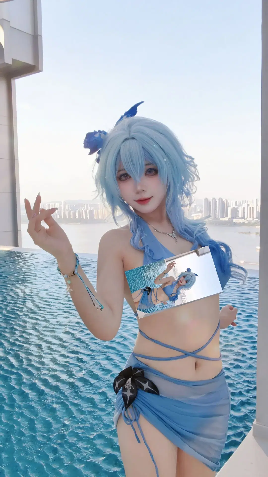 鸣潮, 泳装, 守岸人cos, 泳池拍照, 蓝色系cos