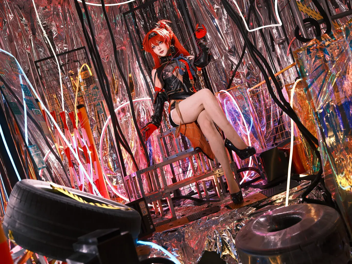 [Yinlin cosplay] Mysterious female secret agent beneath wasteland neon lights: waiting for you to walk into the web by 三鹿鹿鹿与新城 - Image 2