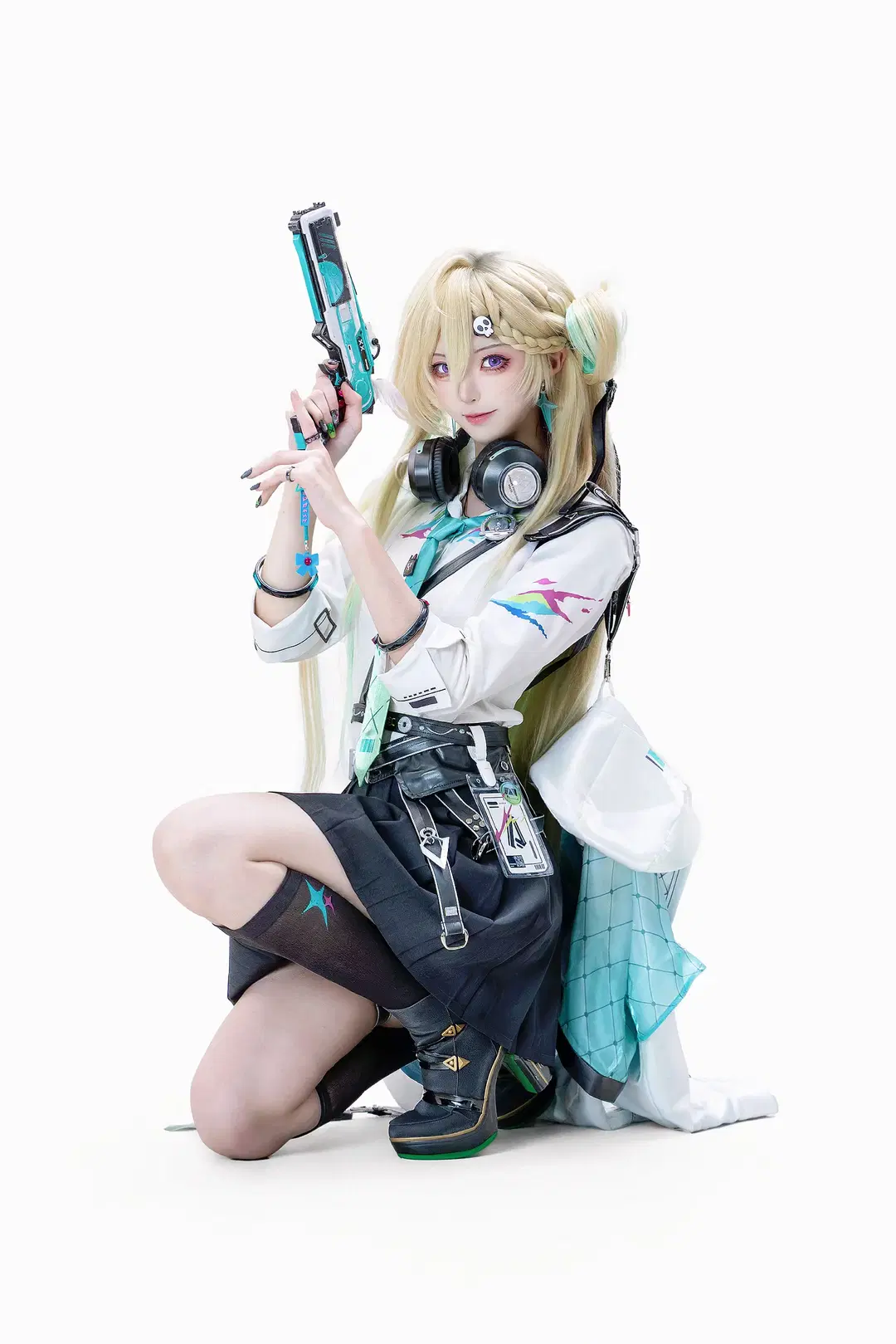【琳奈cos】鸣潮白棚的折光异彩 - A_R_零 - 第2张