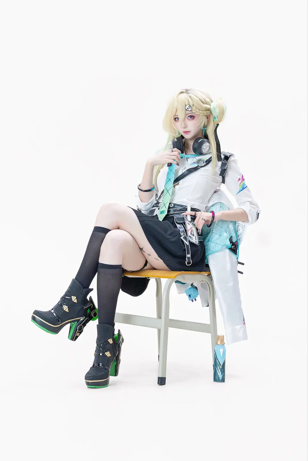 【琳奈cos】鸣潮白棚的折光异彩 - A_R_零 - 第5张