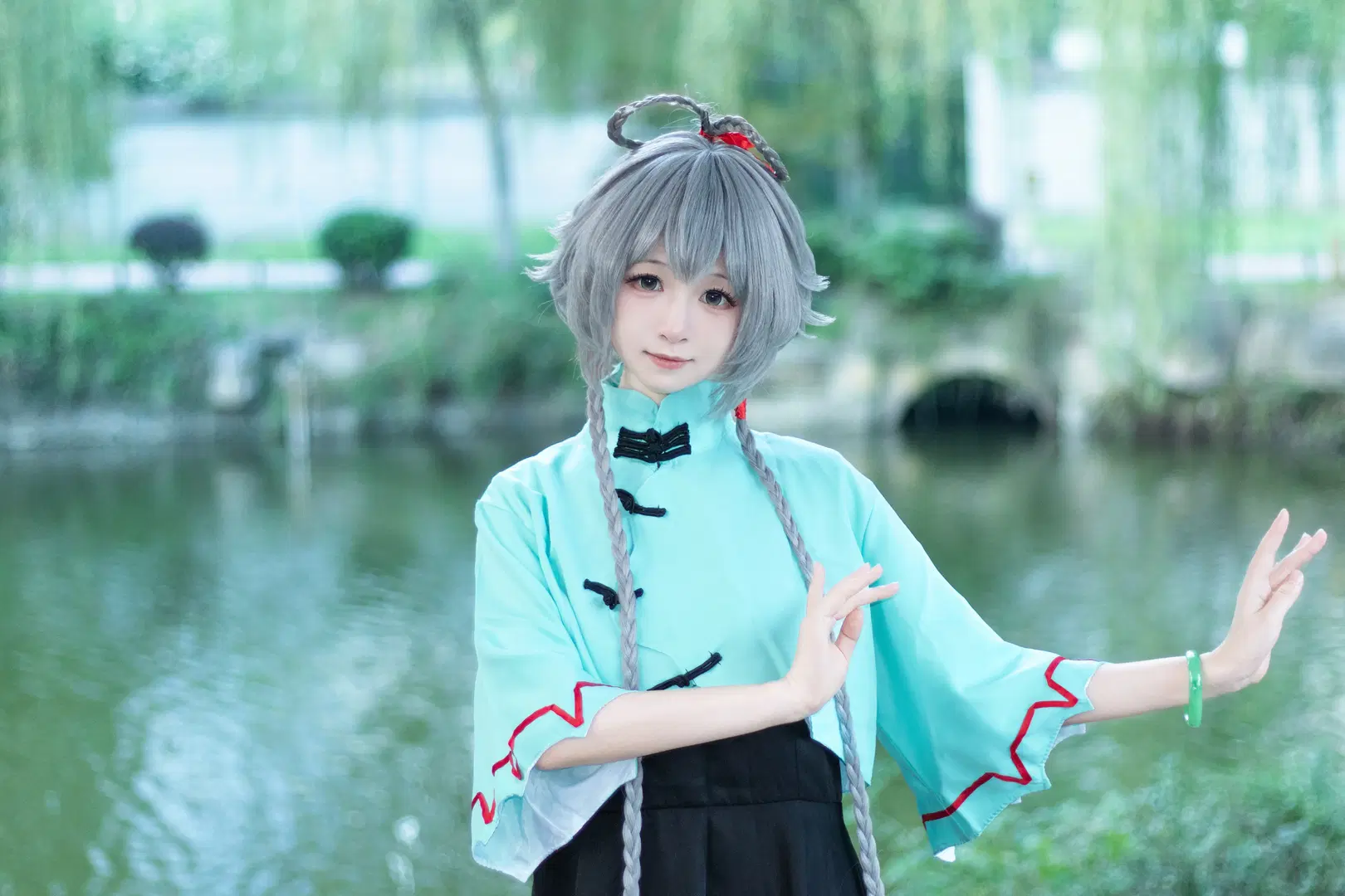【洛天依cos】三月雨国风园林外景正片