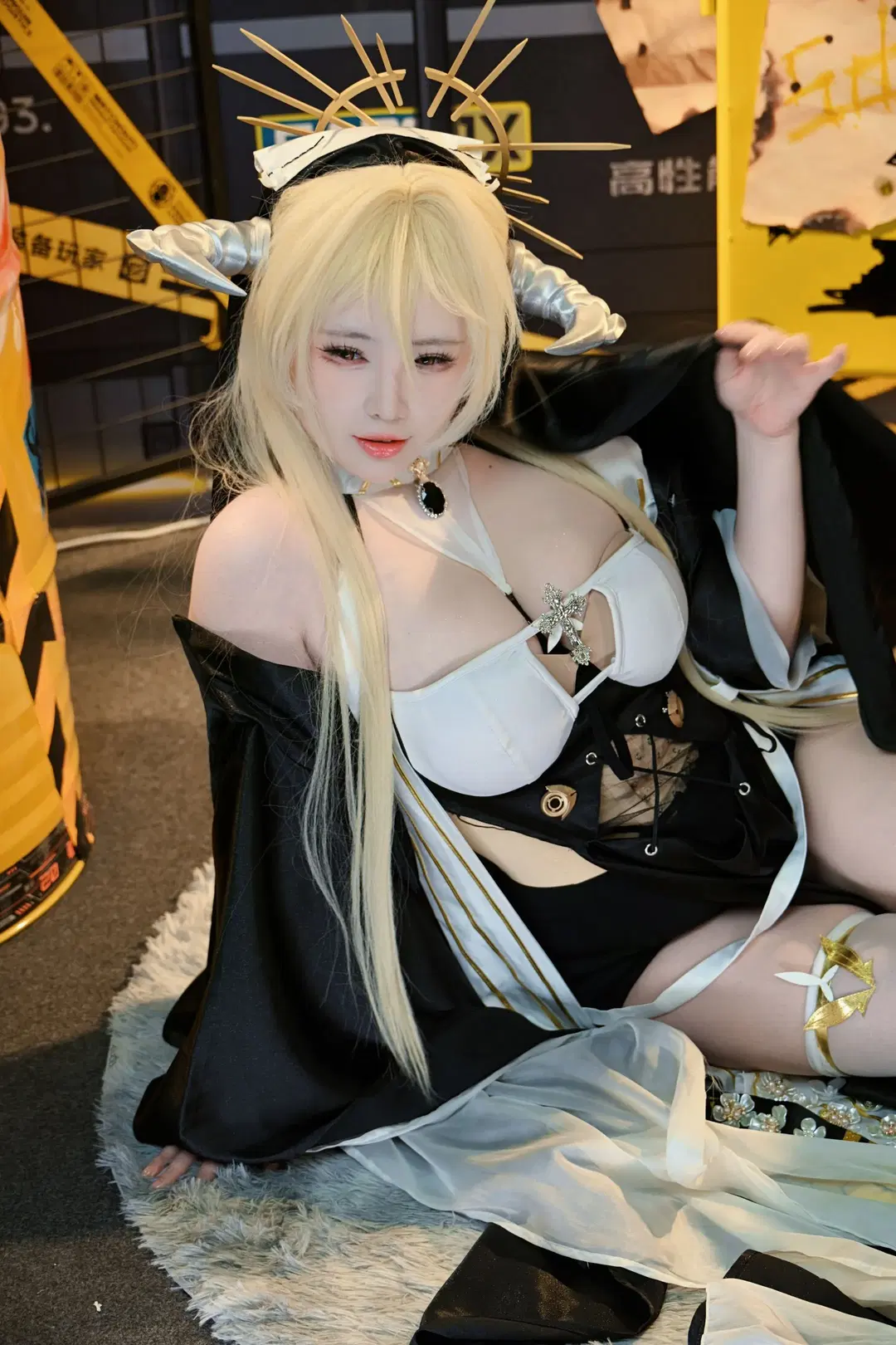 『アズールレーン』コスプレ：この黒白バイカラーと白ストッキングの組み合わせは本当に最高 - 不慌Davonte - 2枚目
