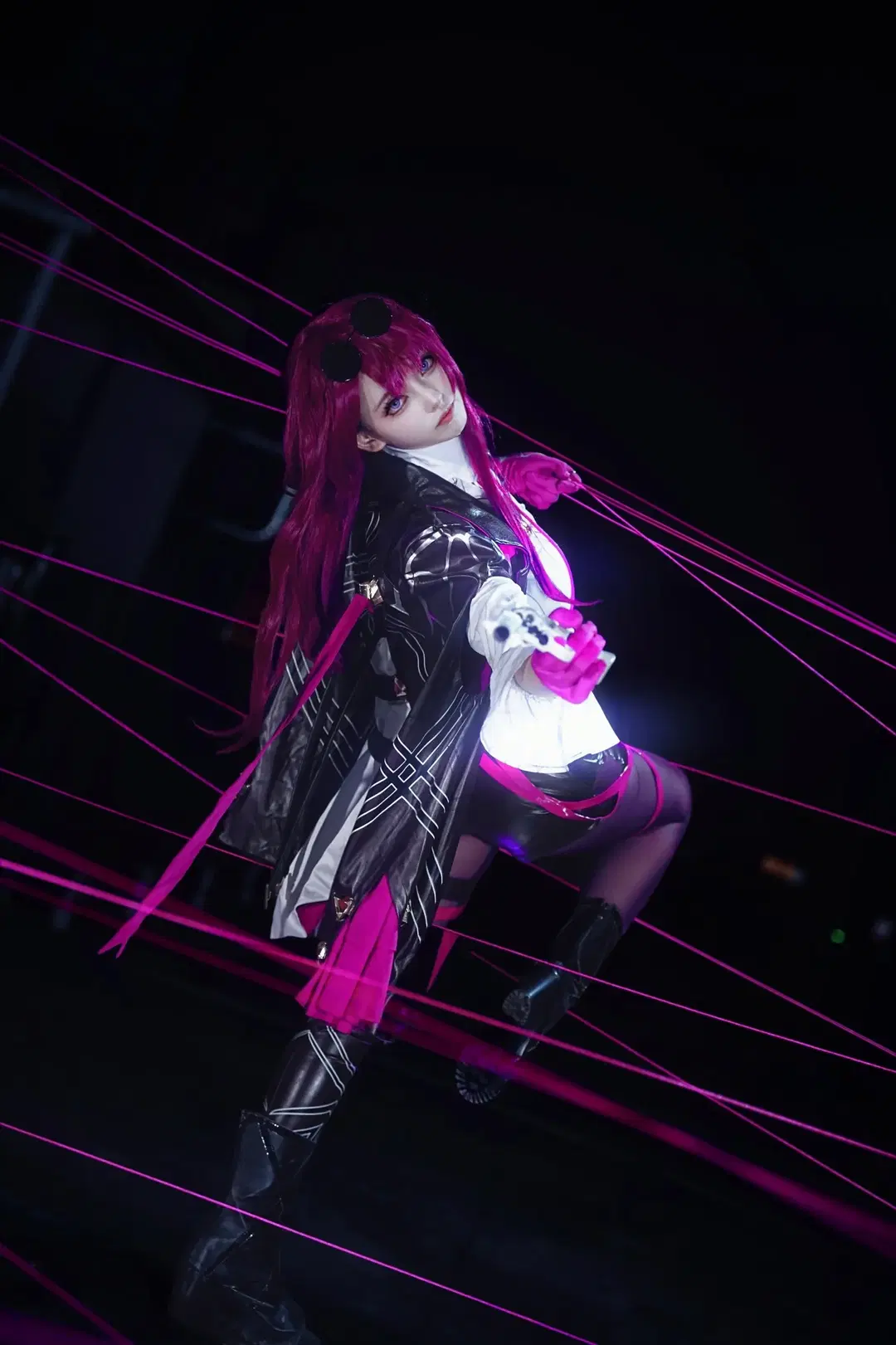 【卡芙卡cos】穿梭在星穹铁道里的粉色魅影 - 倾寒 - 第7张