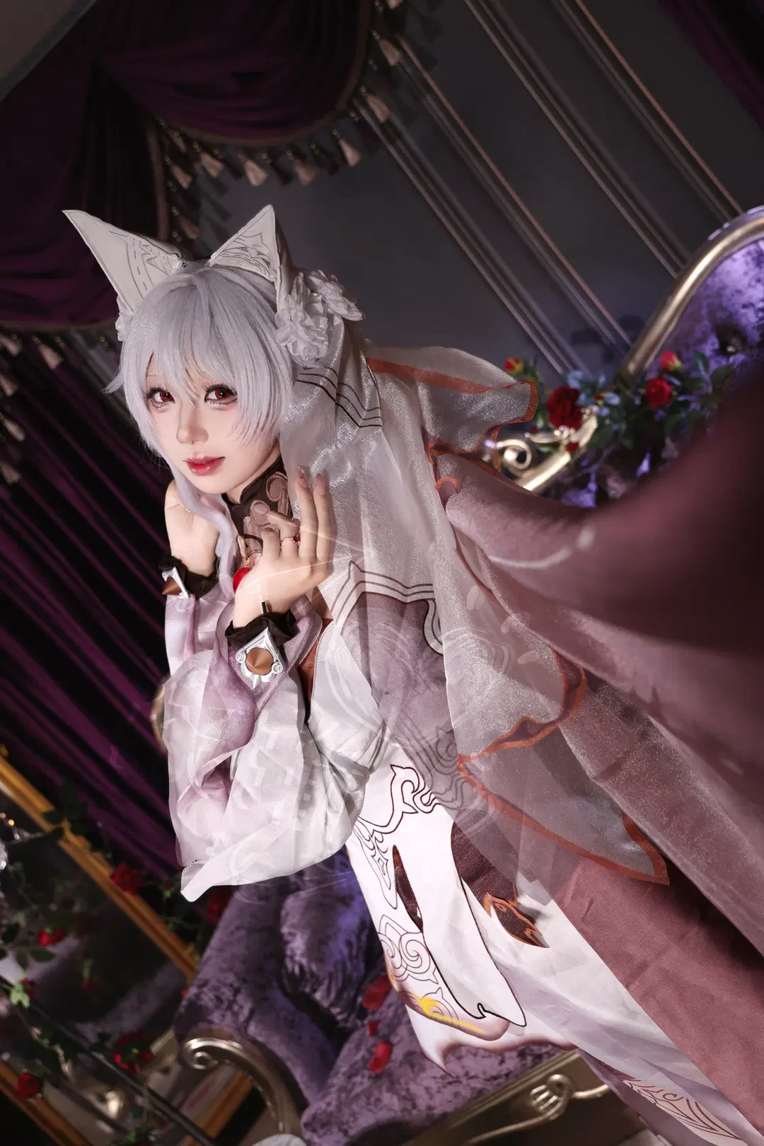【大月下cos】崩坏3十周年的花嫁，红玫瑰与白丝绒的浪漫 - 柒瑜染月 - 第5张